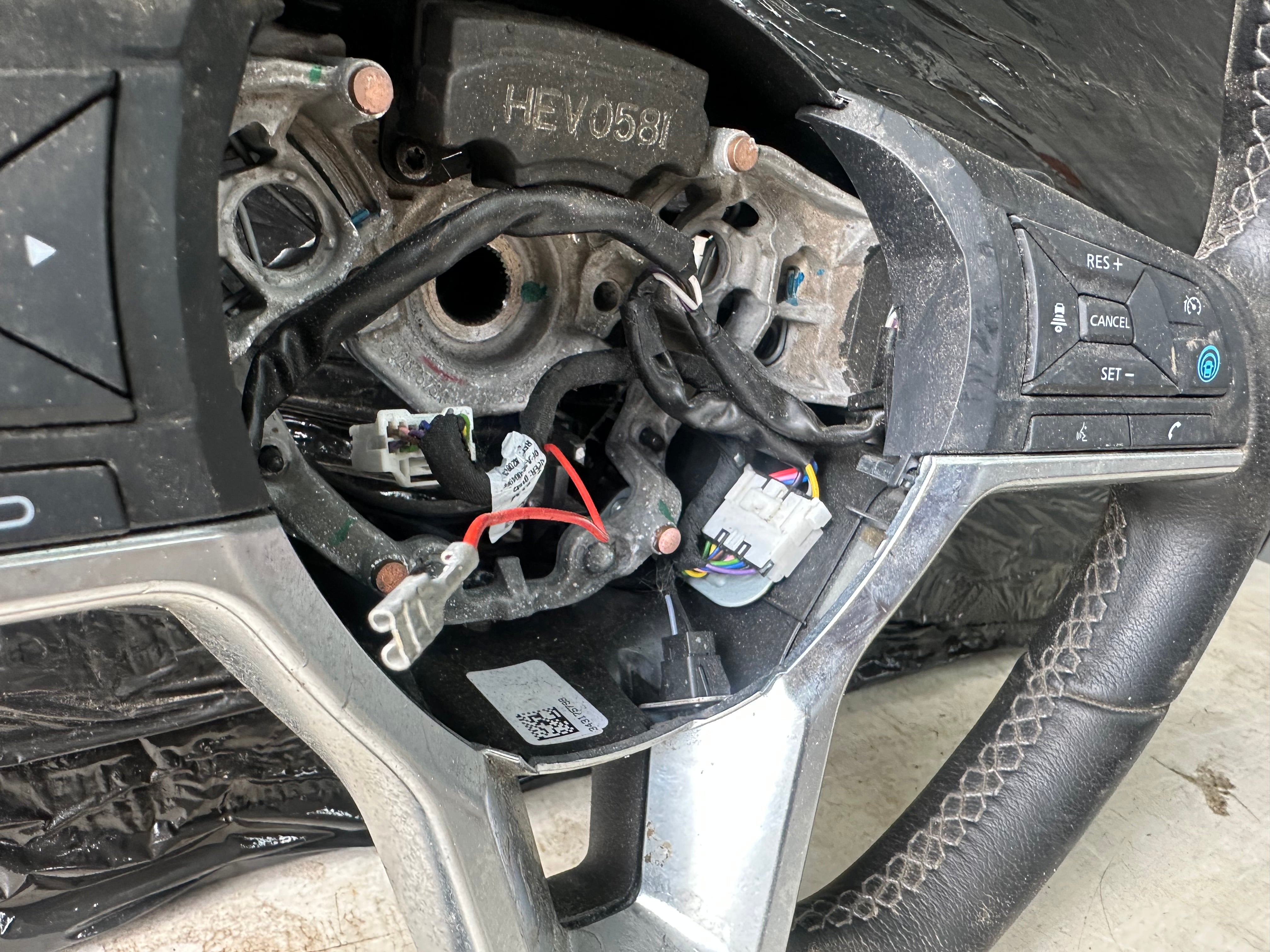 Nissan Juke F16 2023 Steering Wheel Leather (484306PH1C)