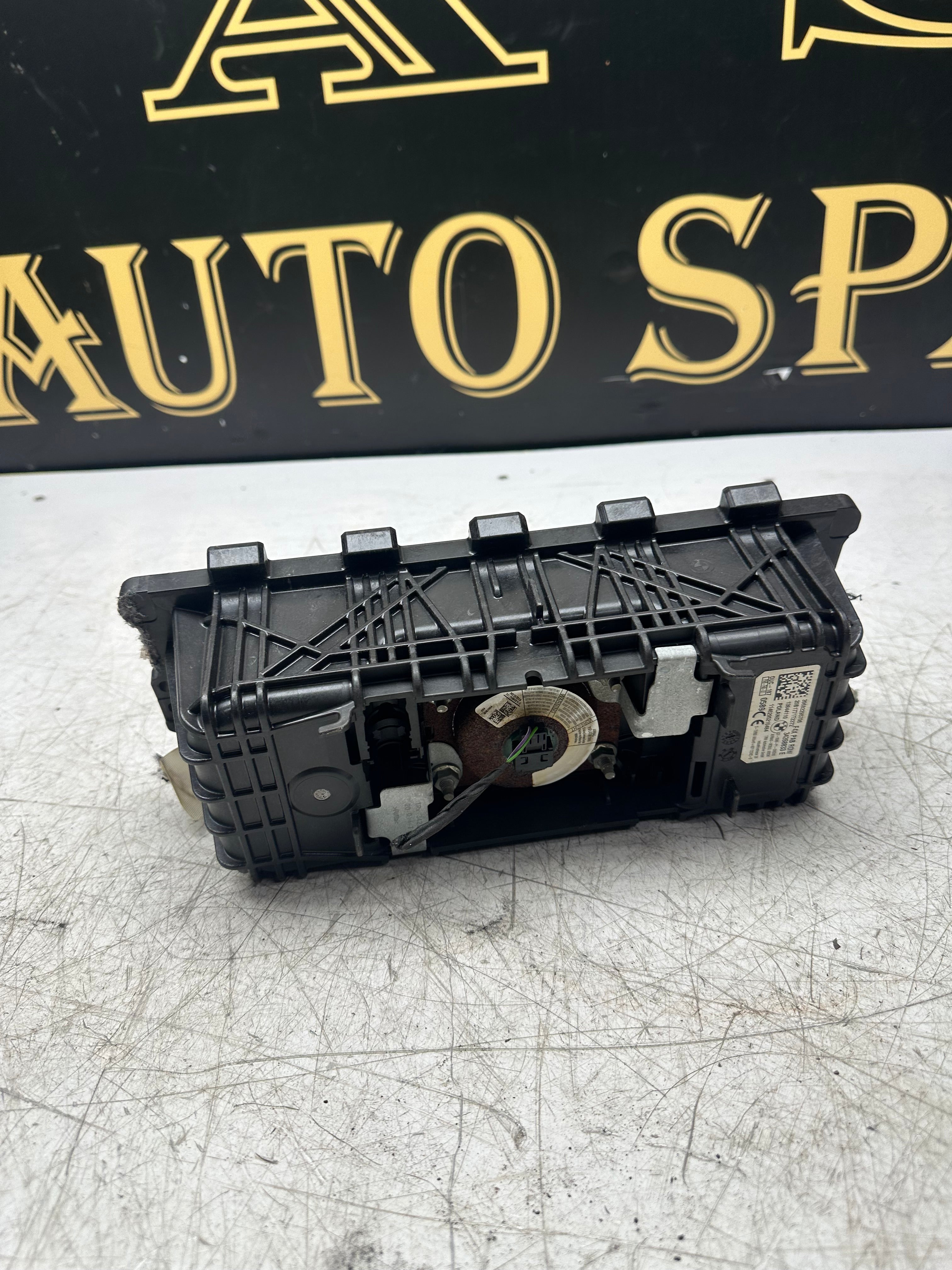 BMW 1 Series F40 Front Right Dashboard Airbag – 34268833