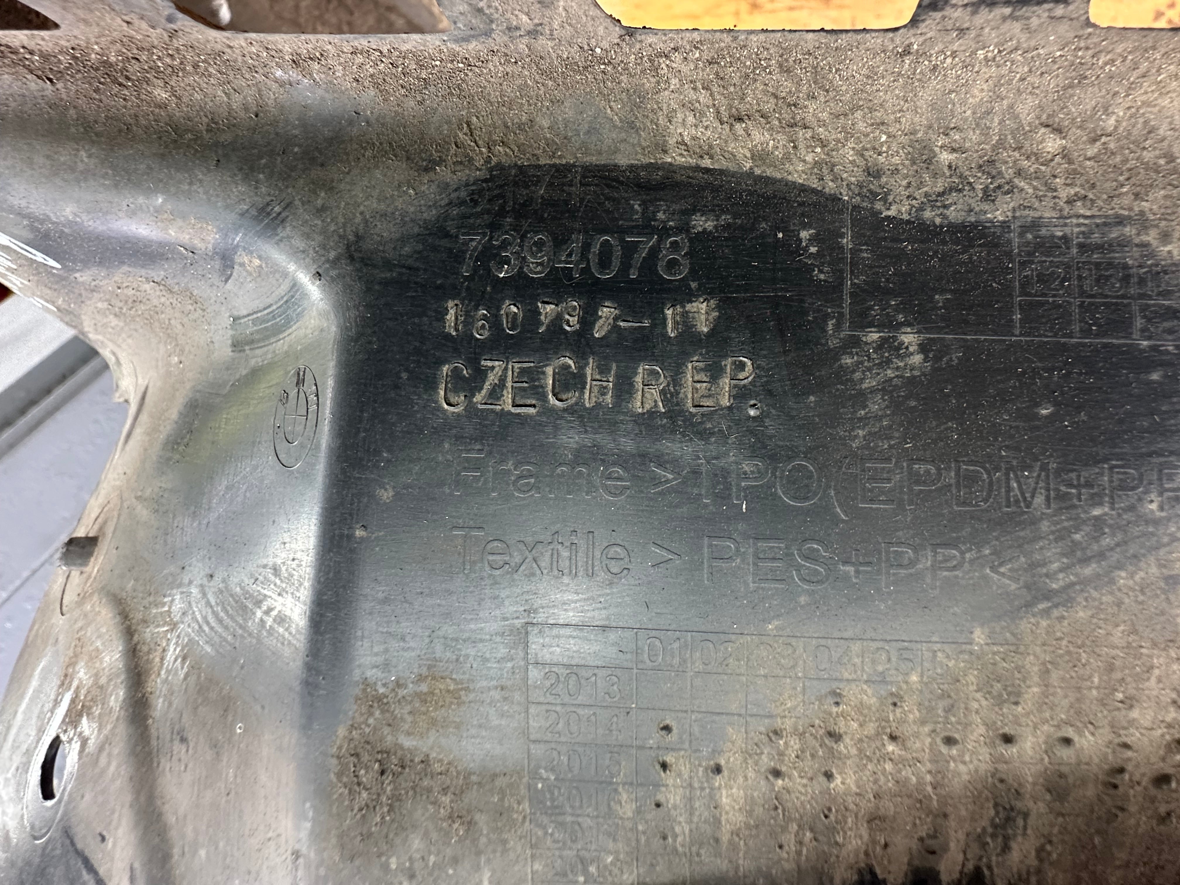 BMW i3 2019 Inner Wing Arch Liner Rear Right Driver Side (7394078)