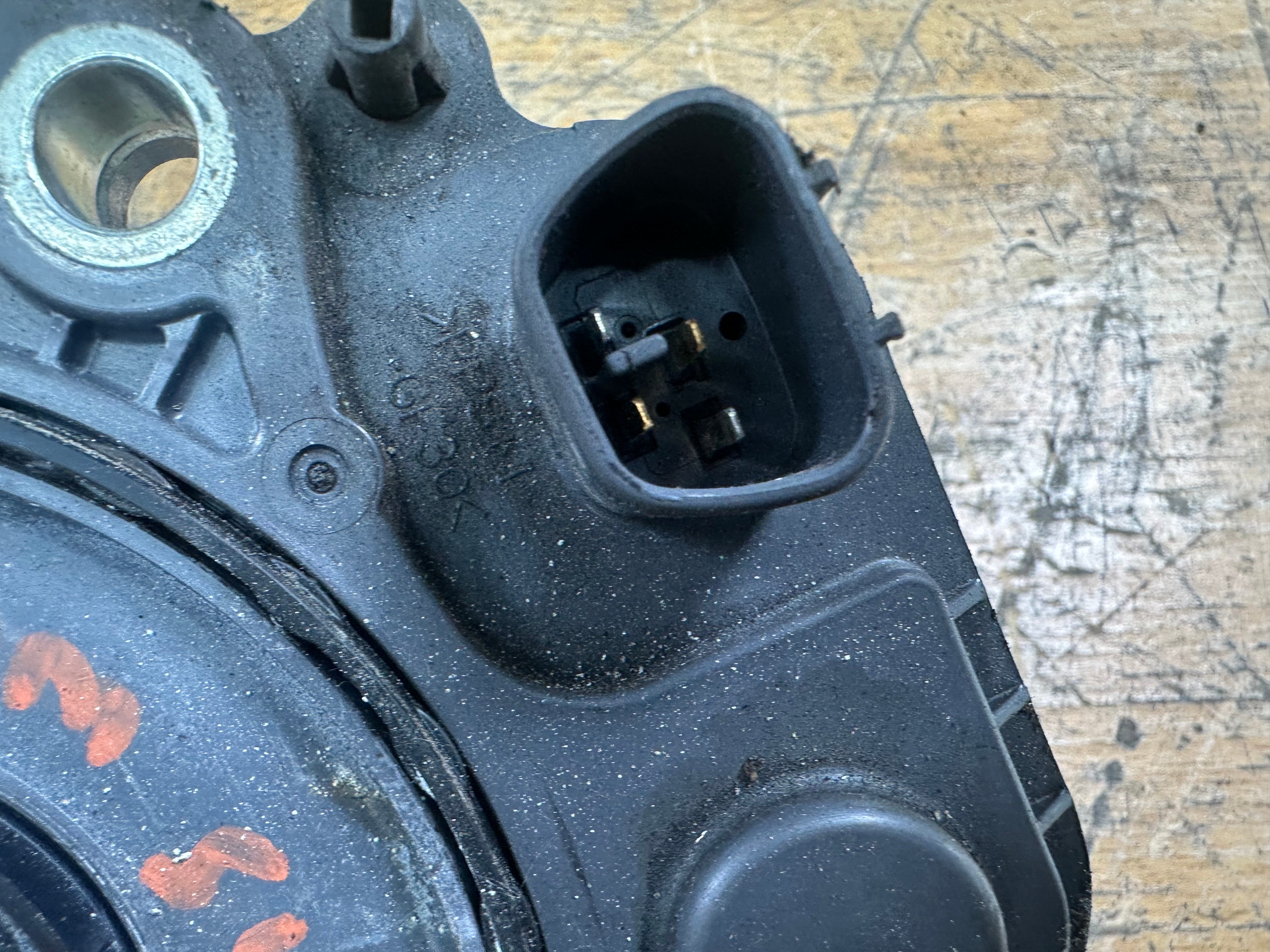 Toyota Prius / Auris 2010-2015 Engine Electric Water Pump (WPT-190 41500E) (161A0-29015)