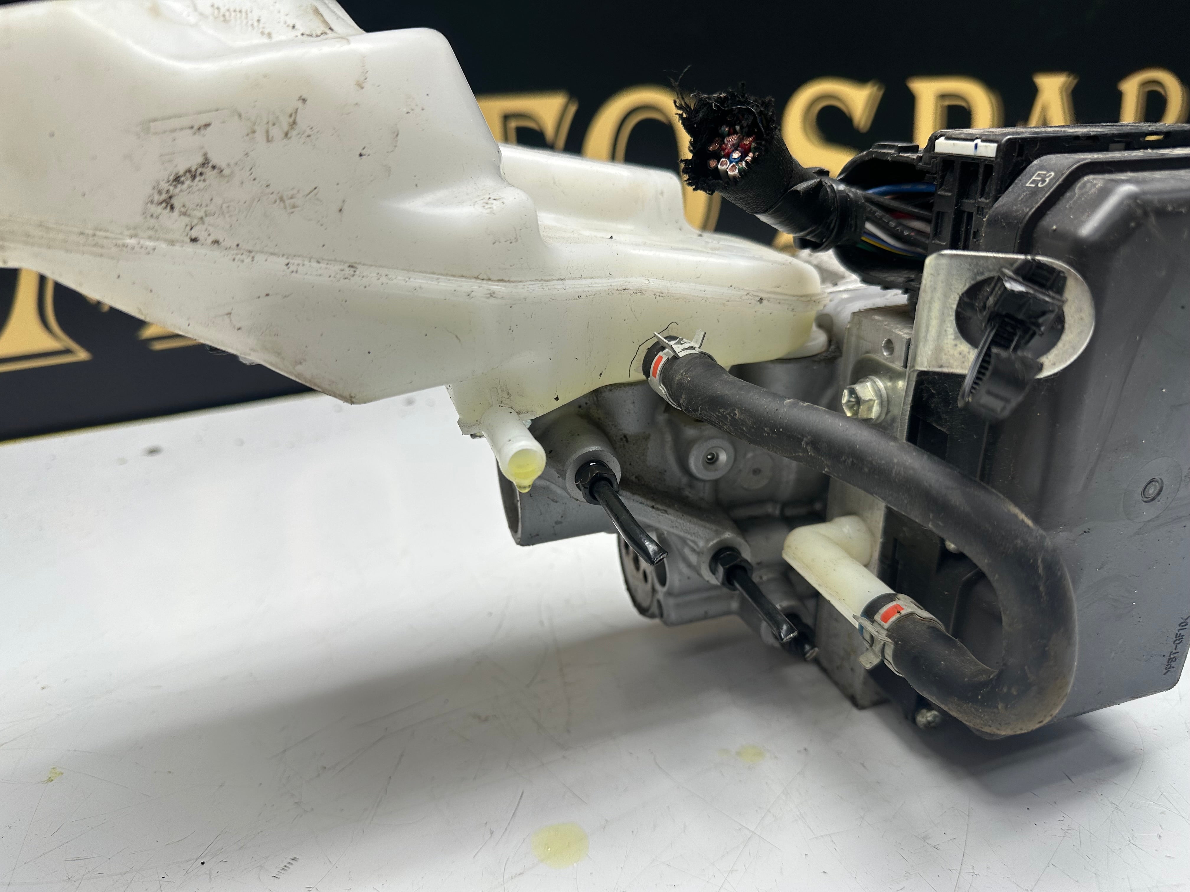 Toyota Corolla MK12 ABS Pump Hybrid 1.8 Petrol (47210-12321) (47270-47040)