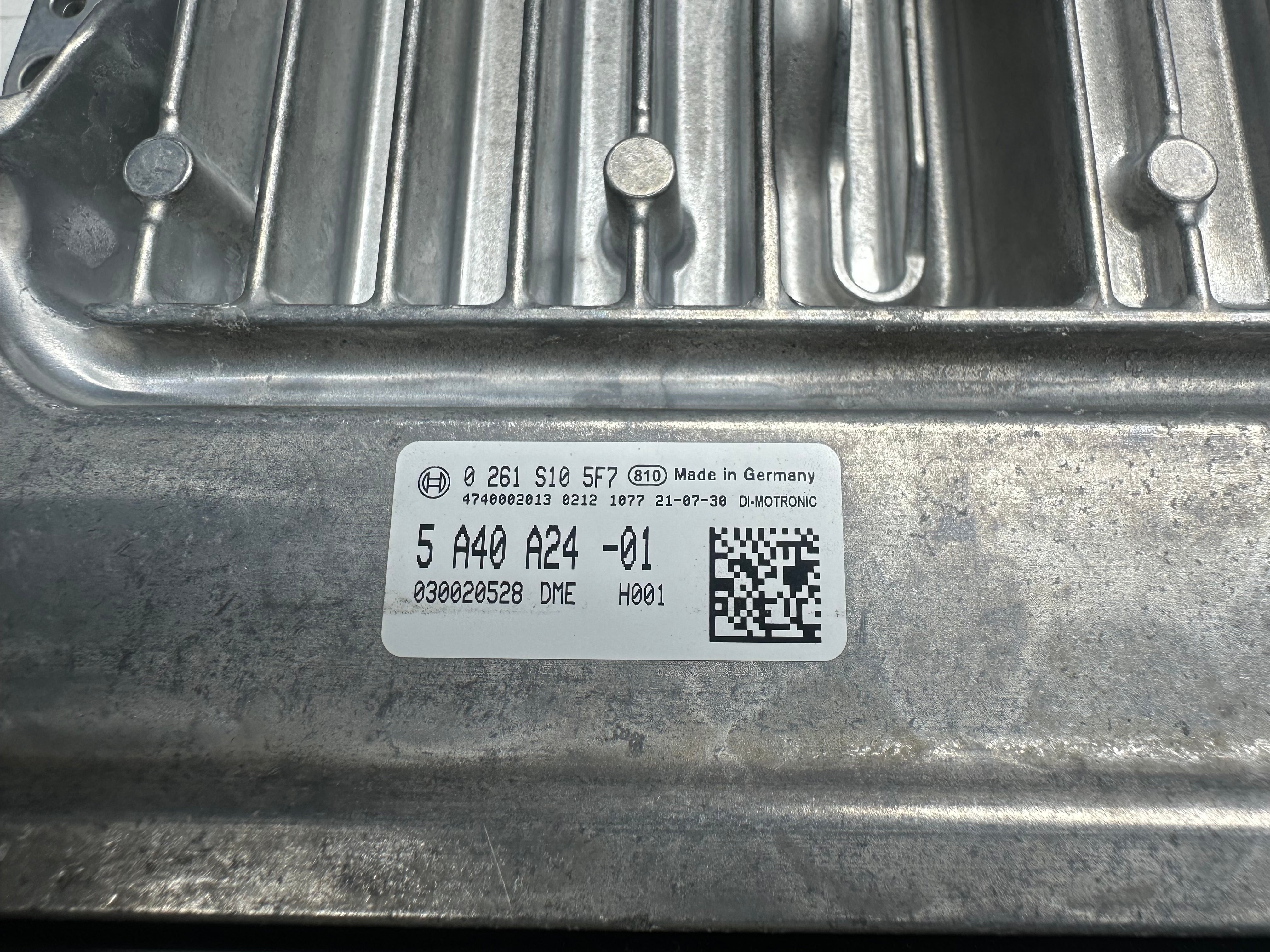 BMW G82 M4 Competition 2021 Engine Control Unit Module ECU (5A40A24) (5A40A24-01)