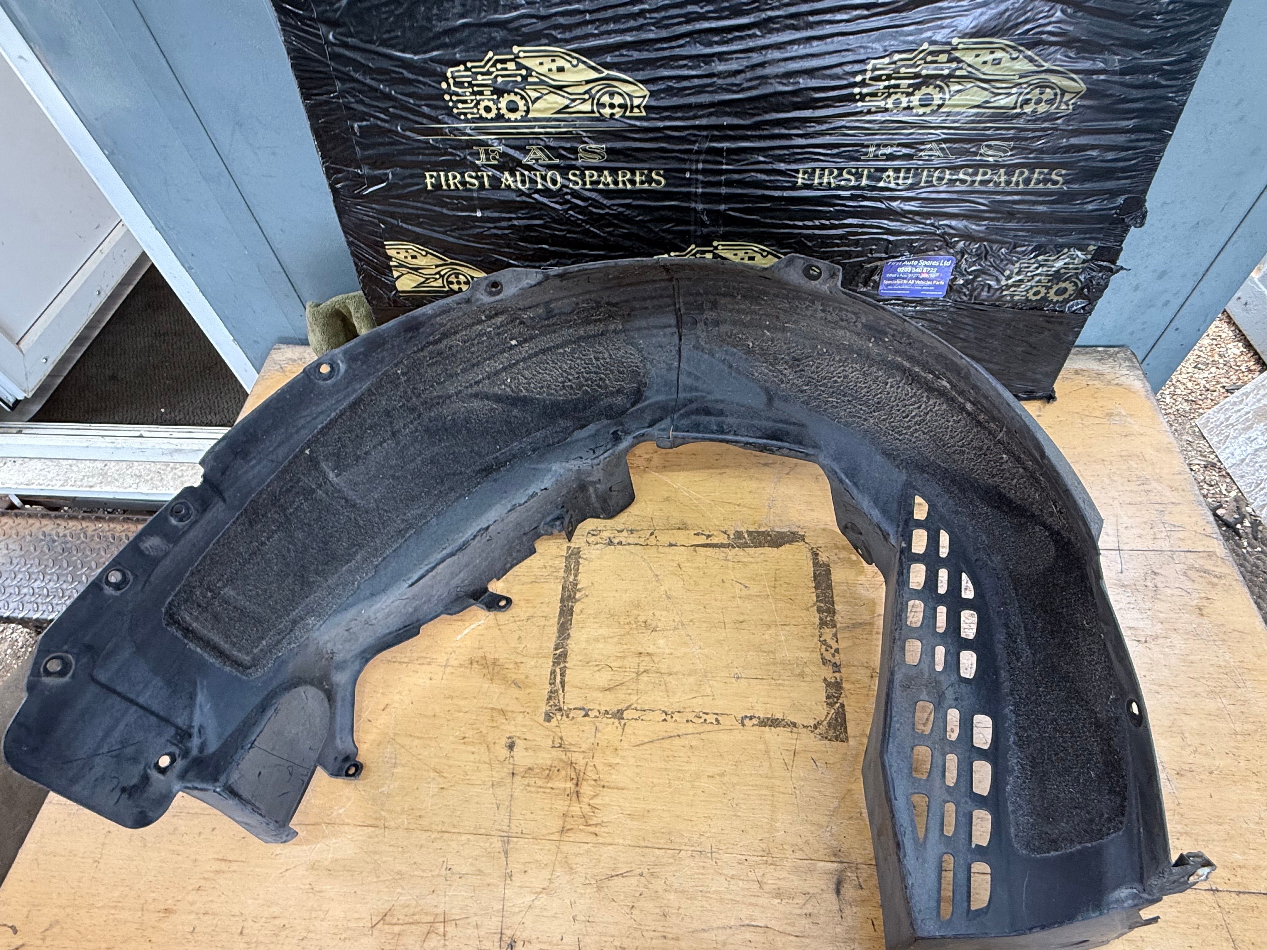 BMW i3 2013–2021 Rear Left Wheel Arch Liner N/S/R (7394079)