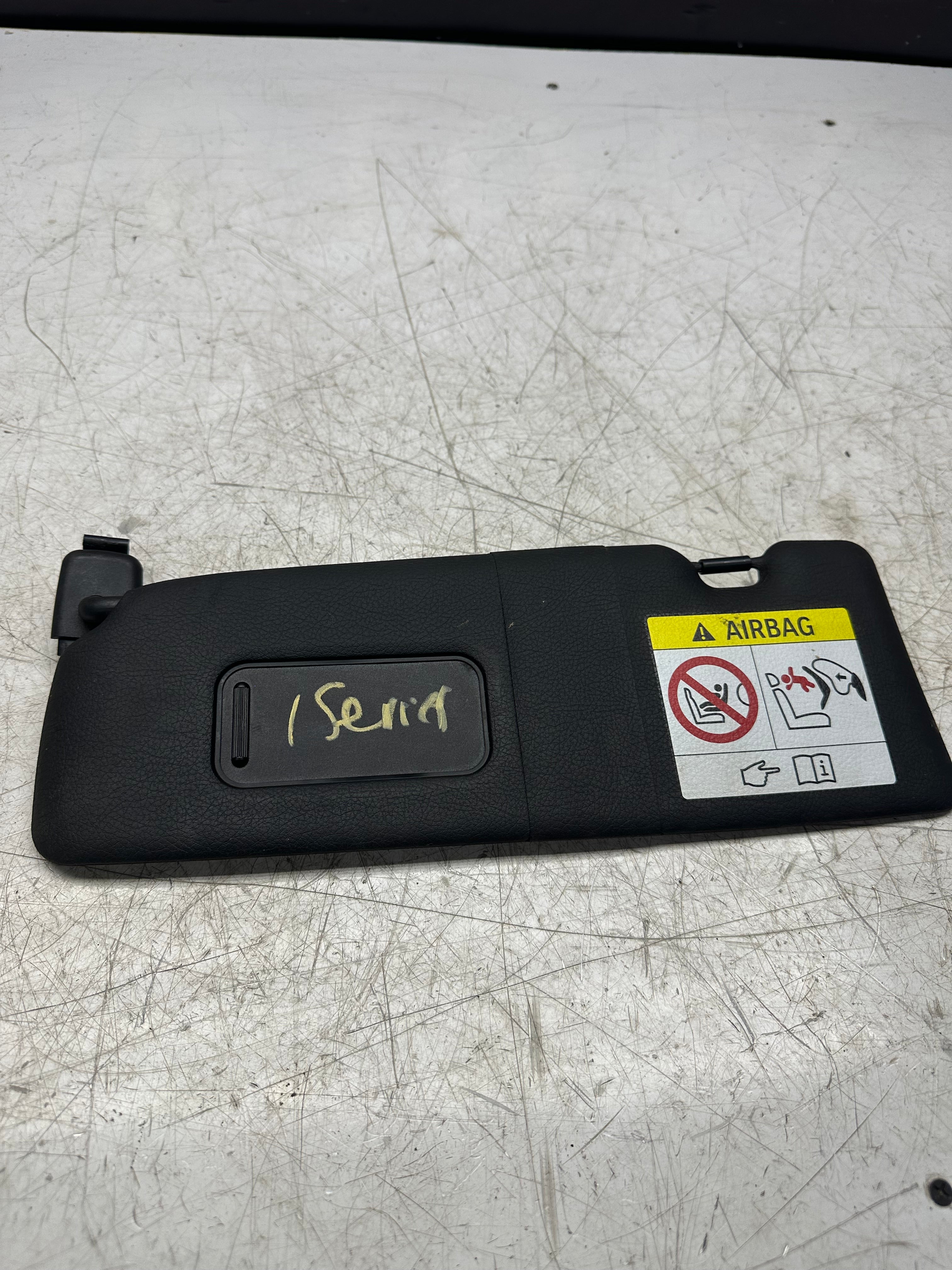 BMW 1 Series F20 / F21 Sun Visor – Front Left Driver Side (7319158)