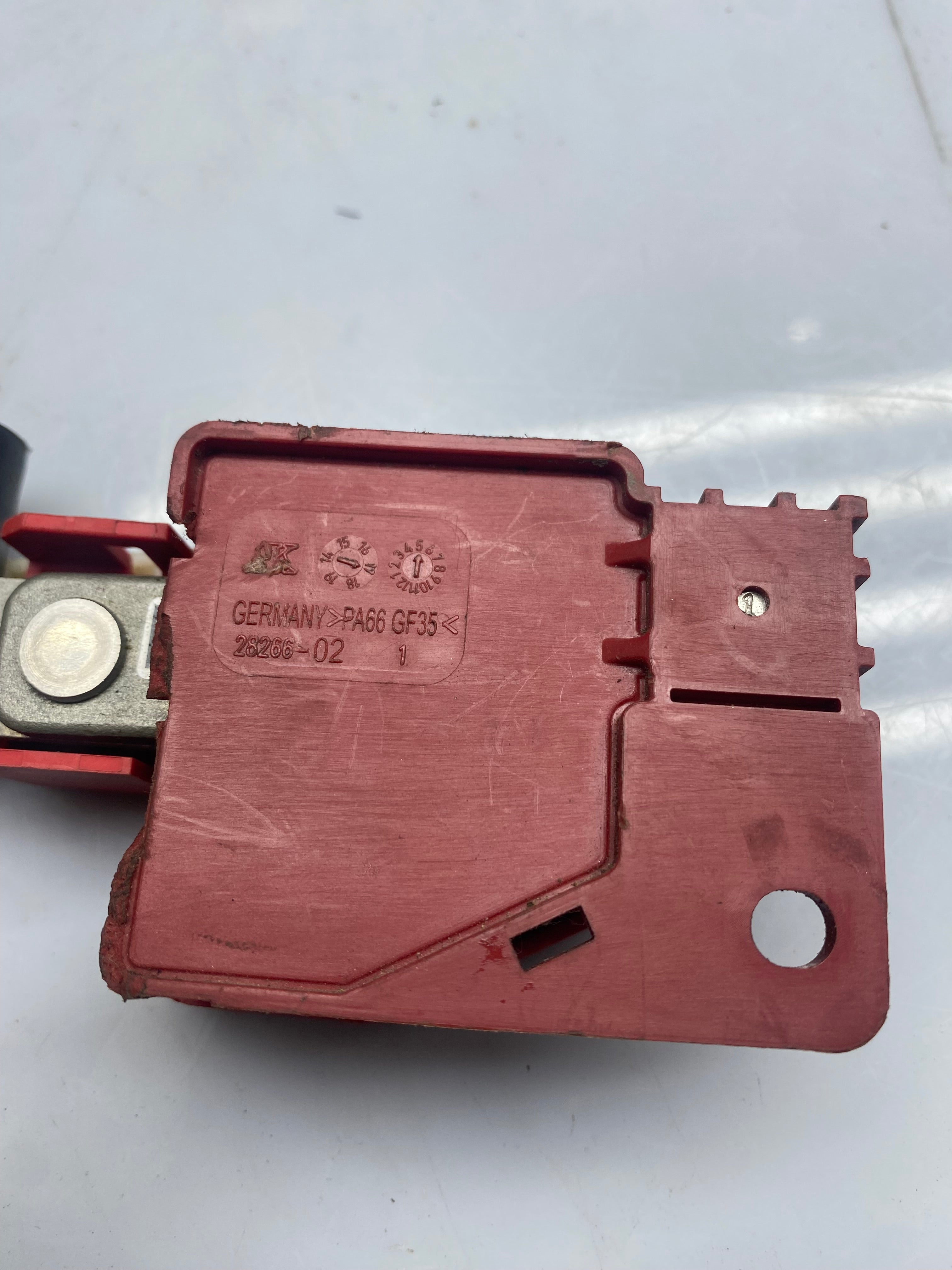 BMW 3 Series F30 LCI 330e Positive Battery Cable (B+) to Auxiliary Starter Unit B48X 2015–2019