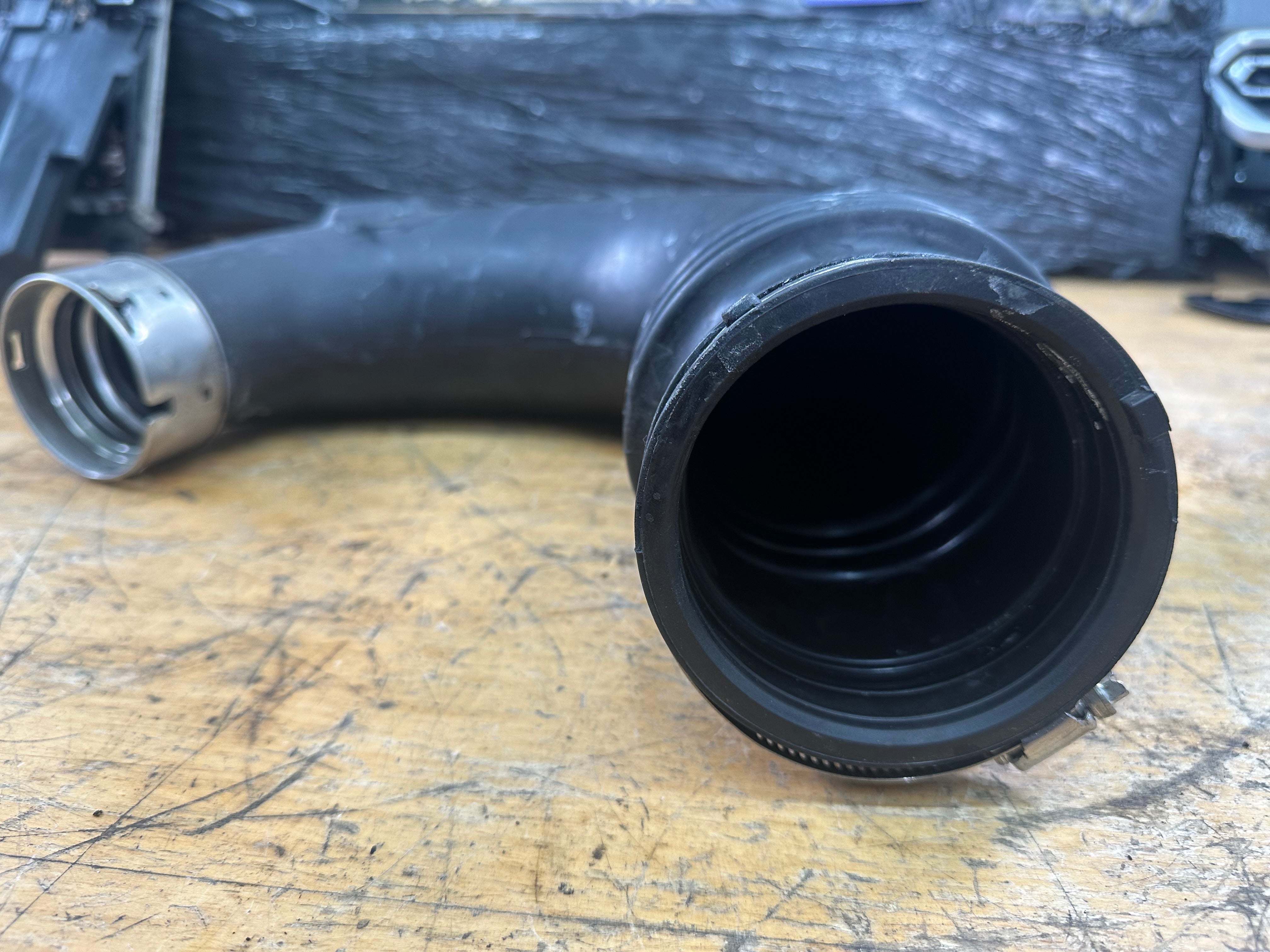 BMW X3 Series F97 F98 Air Intake Pipe Filtered Hose (8053375)