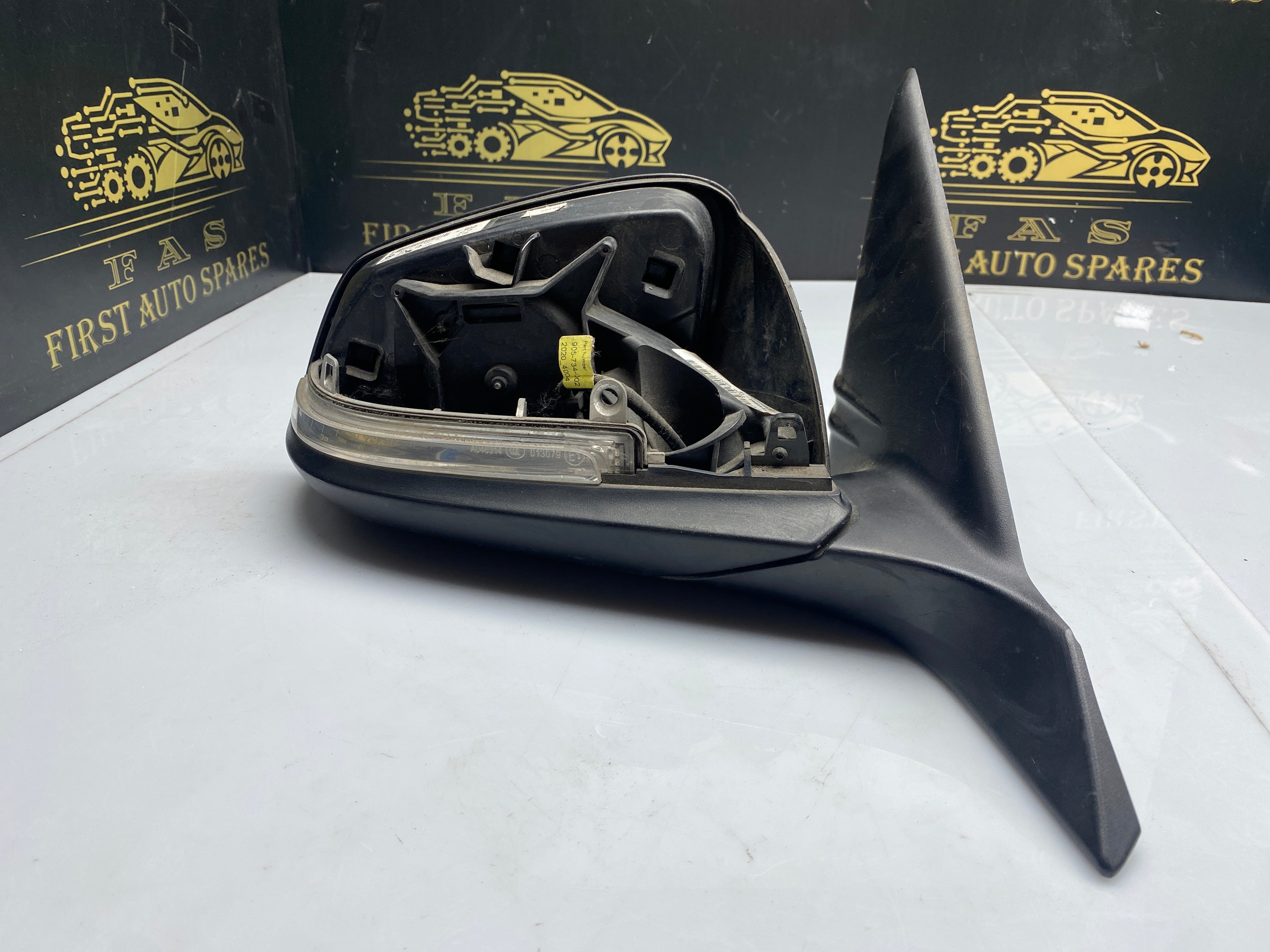BMW 1 Series F20 SE Right Driver Side Manual Wing Mirror 2011–2019 (7242704)