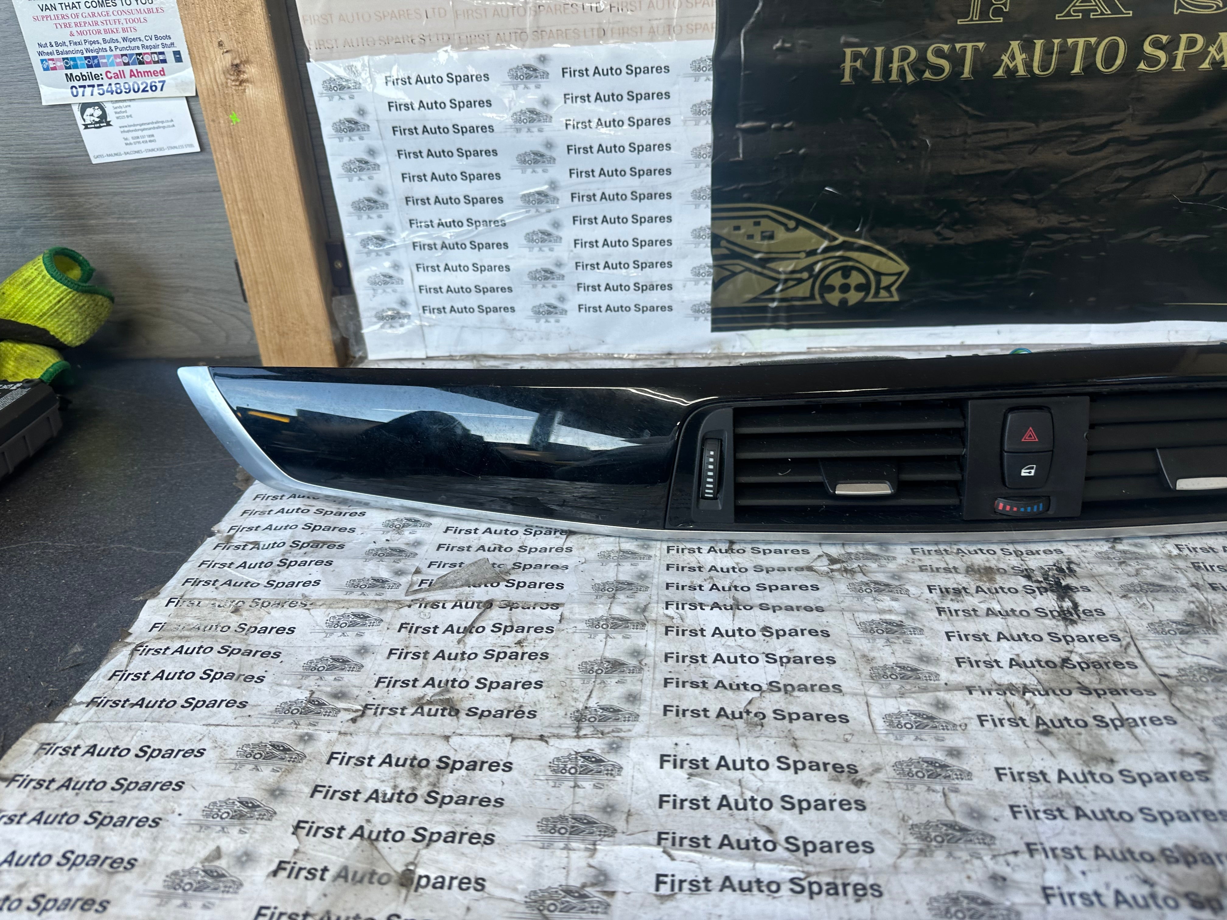 BMW 2 Series 220i M Sport Centre Dash Trim 2013–2021 (9347436) (9396301)