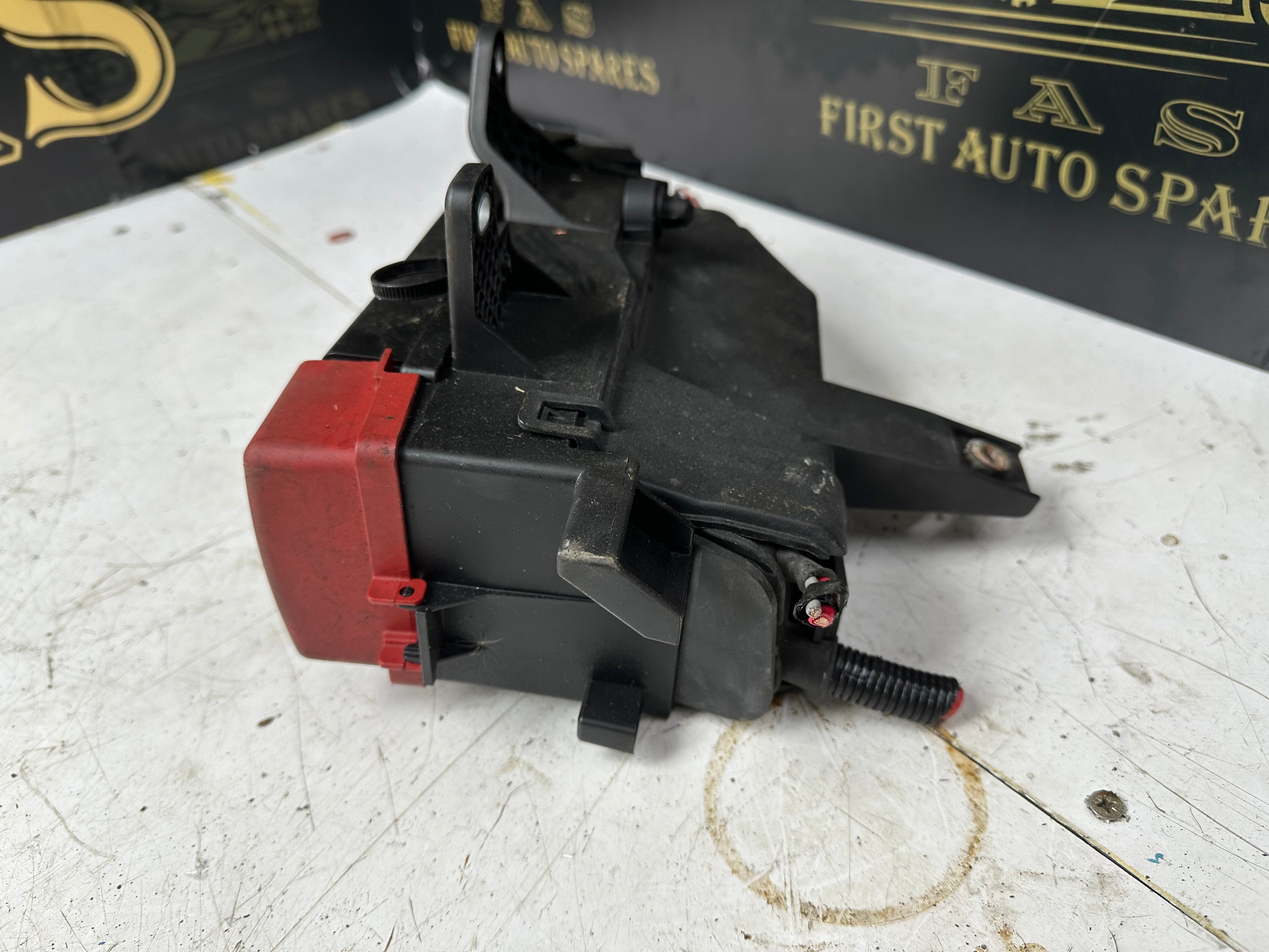 Jaguar XF R-Sport MK2 2015–2020 Fuse Box (GX73-14A076-AA)
