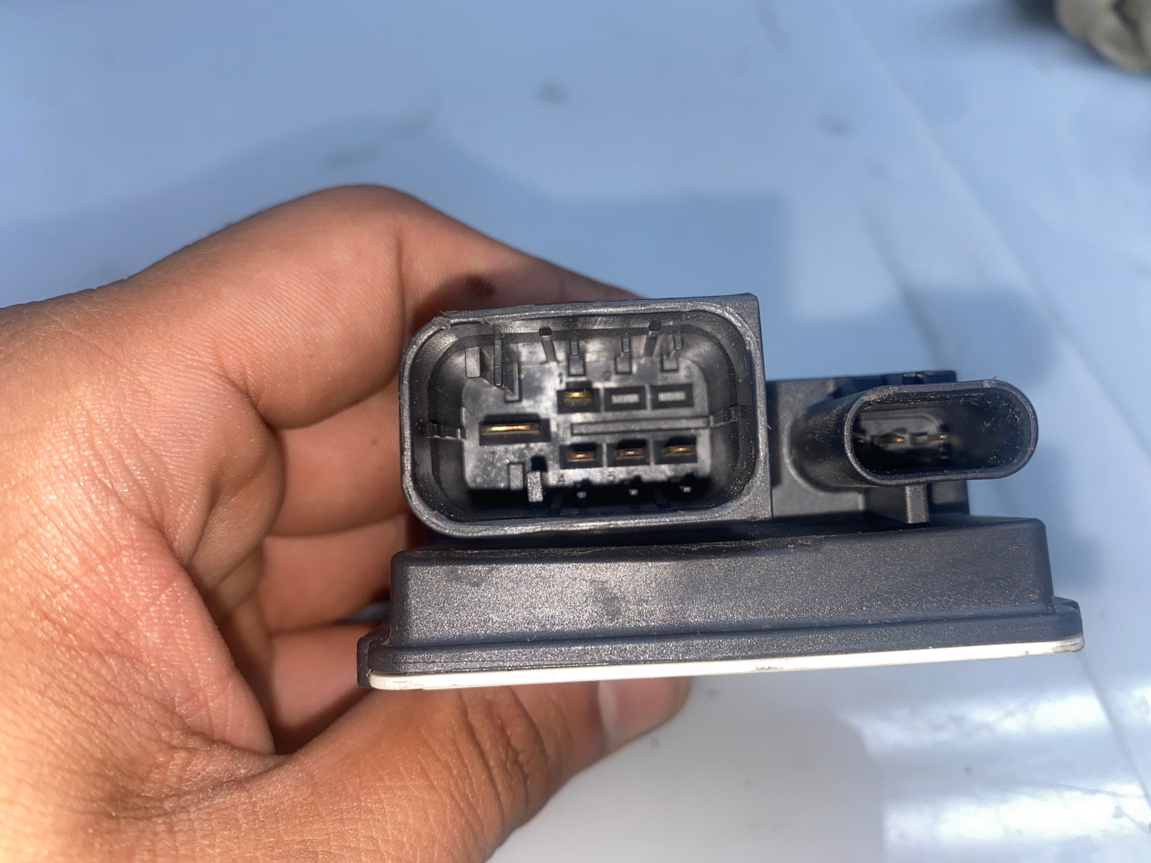 BMW 1/2/3/4/5 Series Glow Plug Control Module/Relay (N47N Diesel)(8570087)