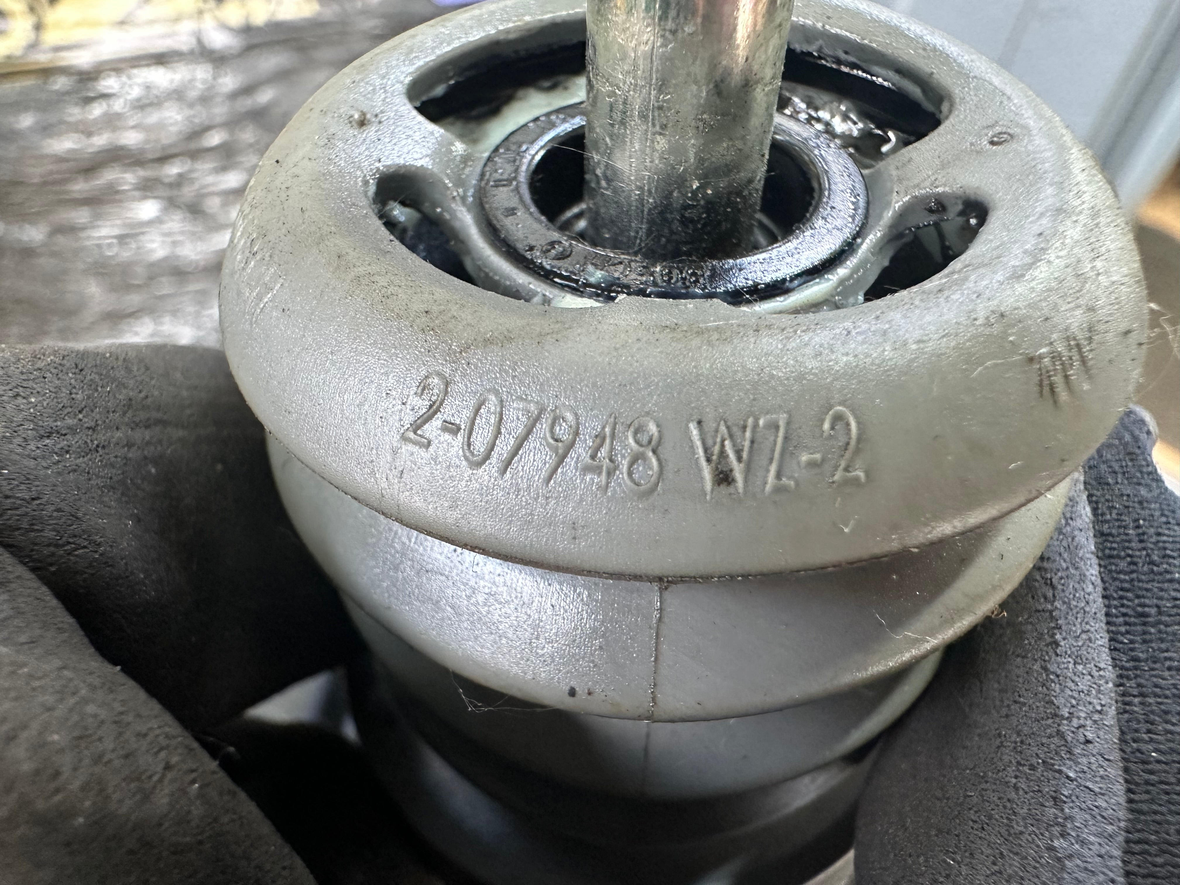 BMW 1 2 3 4 Series F20 F22 F30 F32 Brake Master Cylinder Servo (2284896 03)