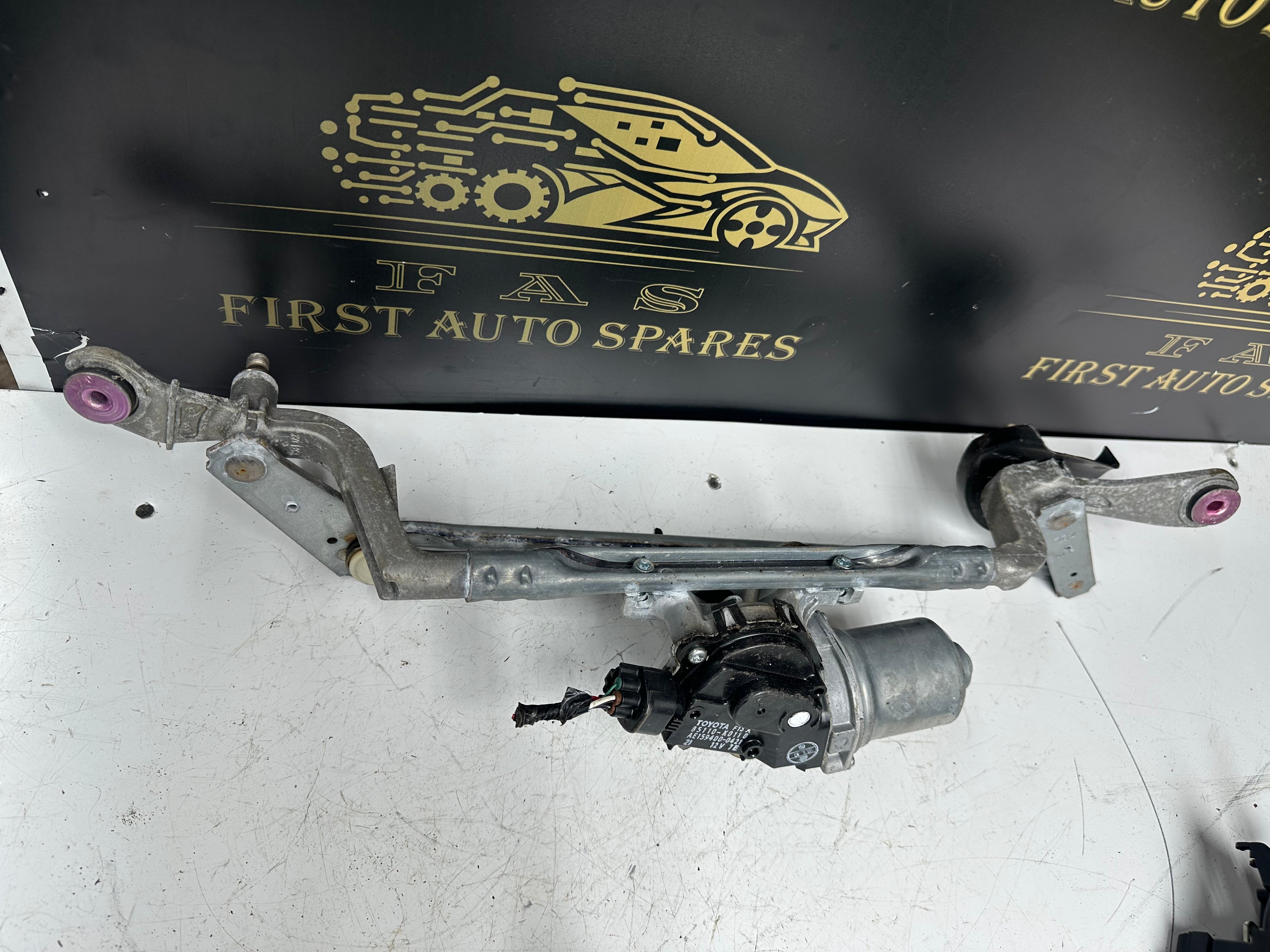 Toyota Yaris 2020-2024 Front Wiper Motor with Linkage (85110-K0110) (AE159400-0421)