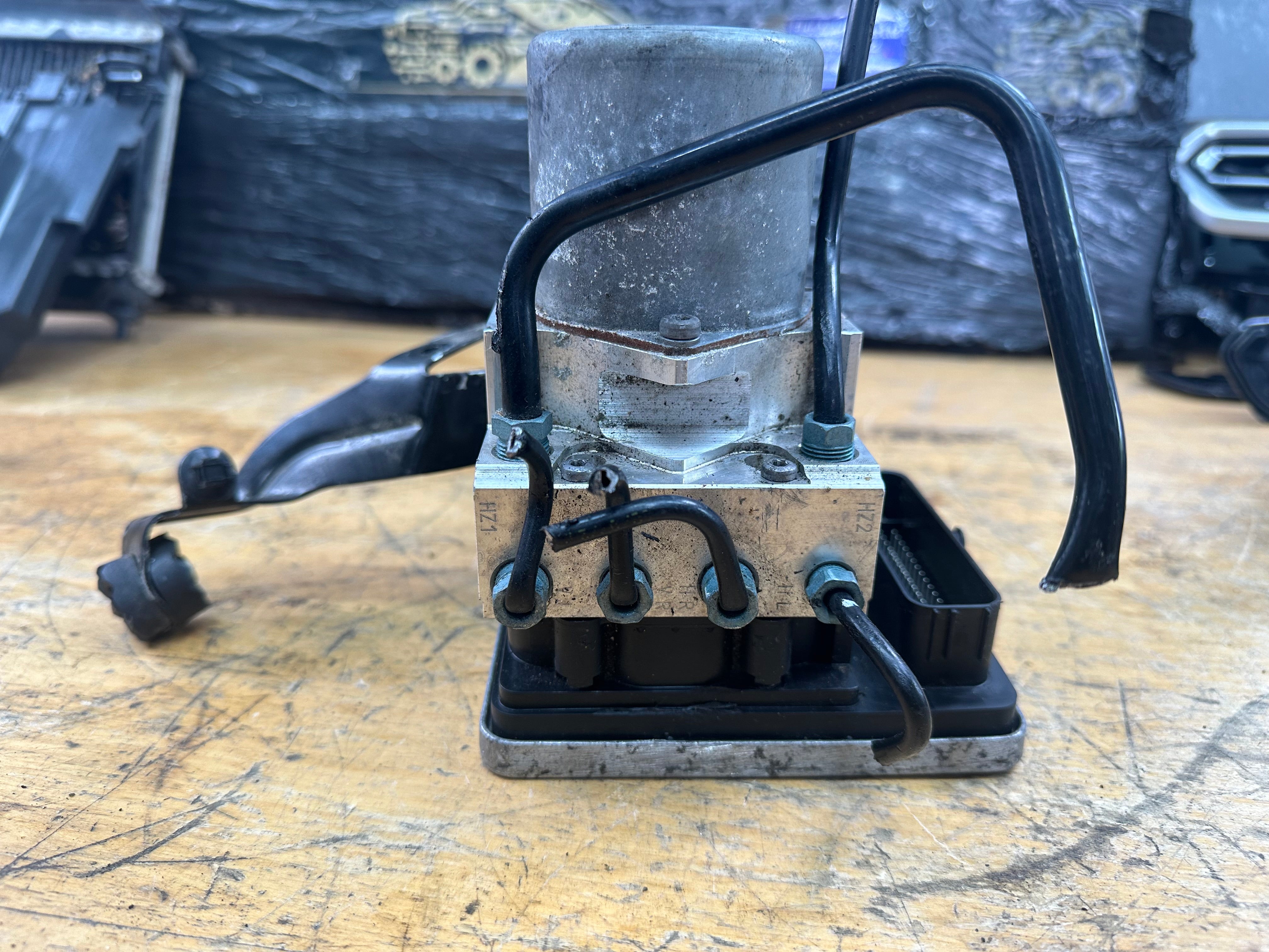 BMW 5 Series G30 G31 ABS Pump with Module (5A35858) (5A35859) (231220-10)