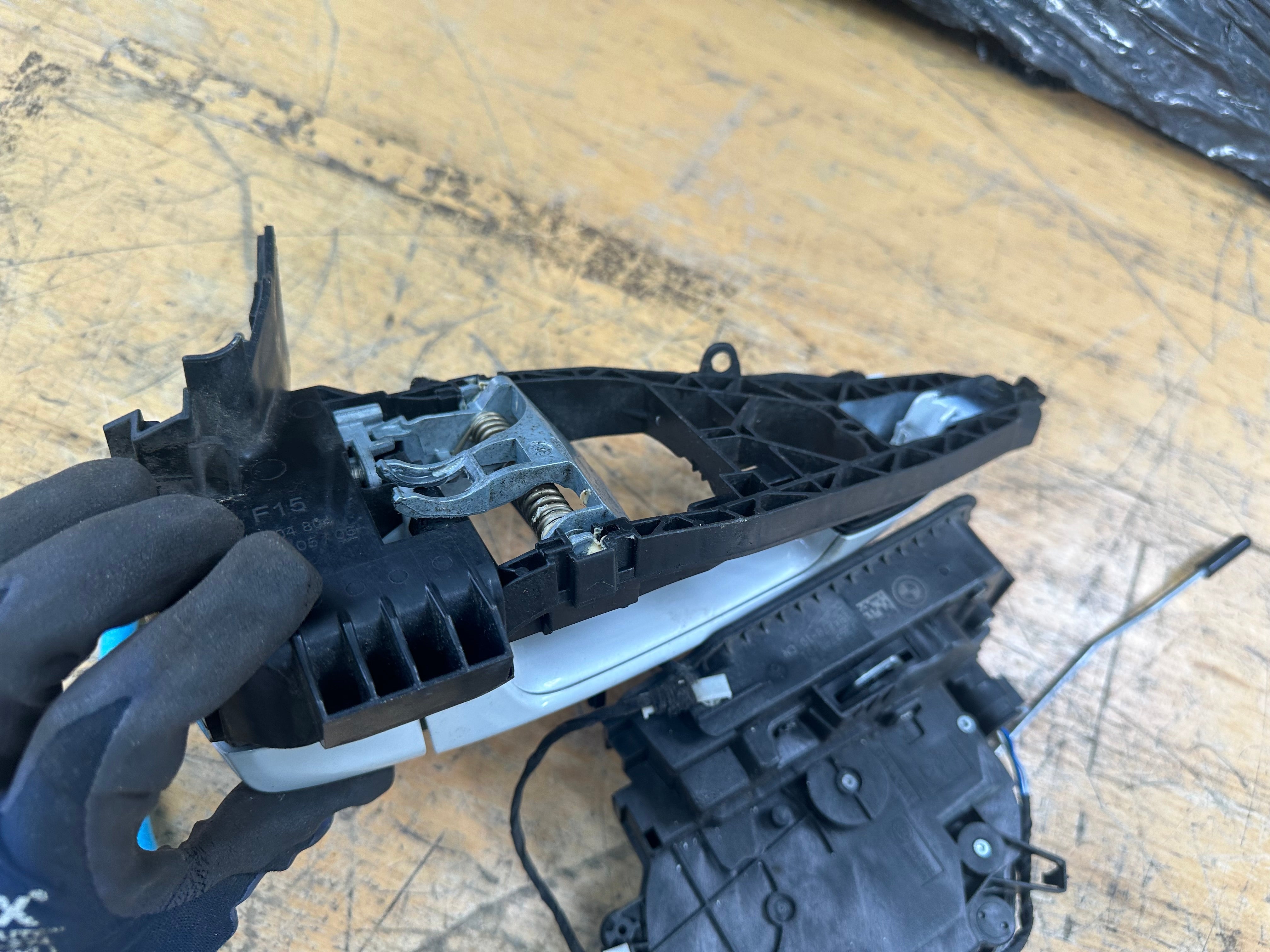 BMW X6 F16 X5 F15 Right Front Driver’s Door Lock & Handle (7362790) (184278-10)