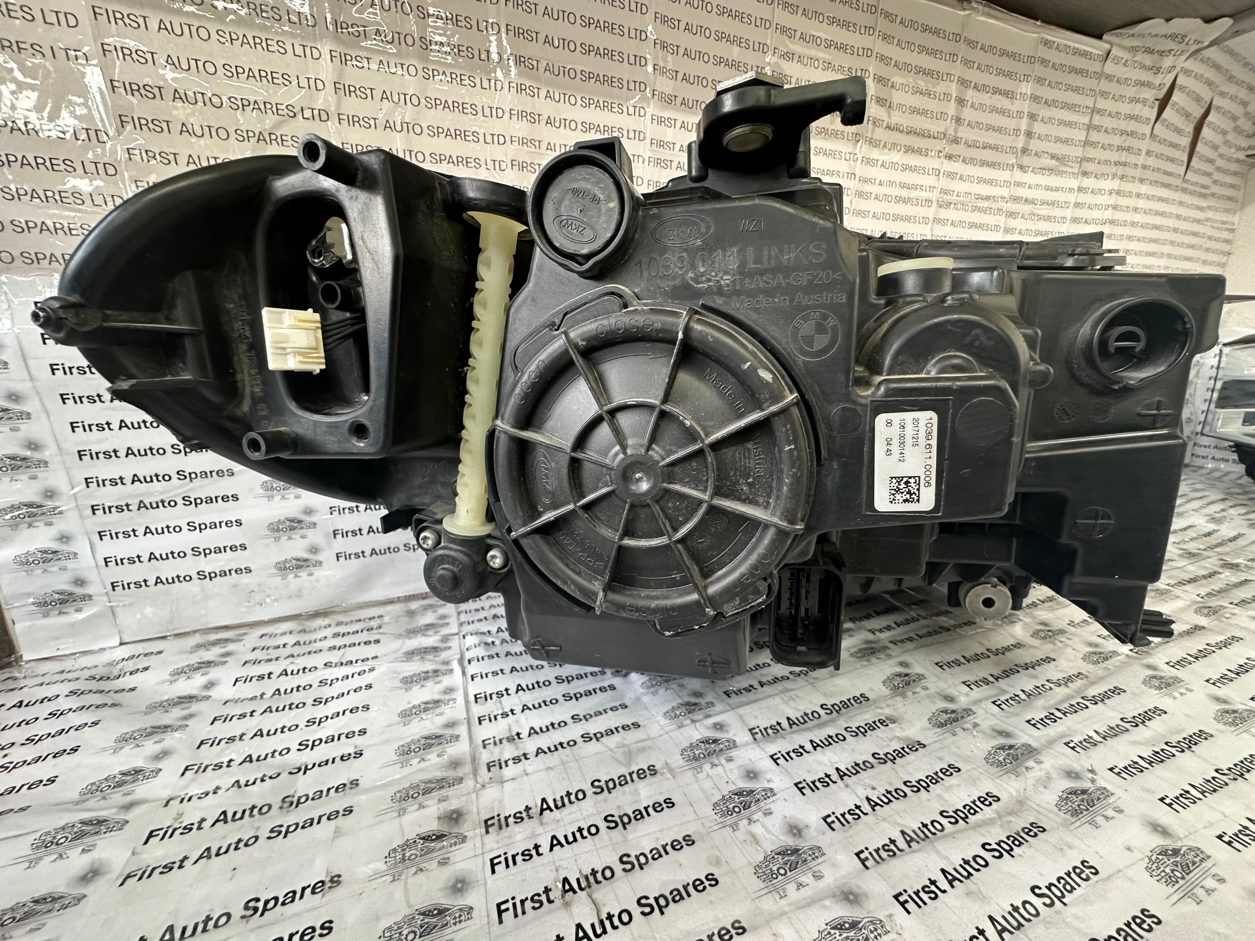 BMW 5 Series G30 G31 Adaptive LED Headlight Left (7439209-01)