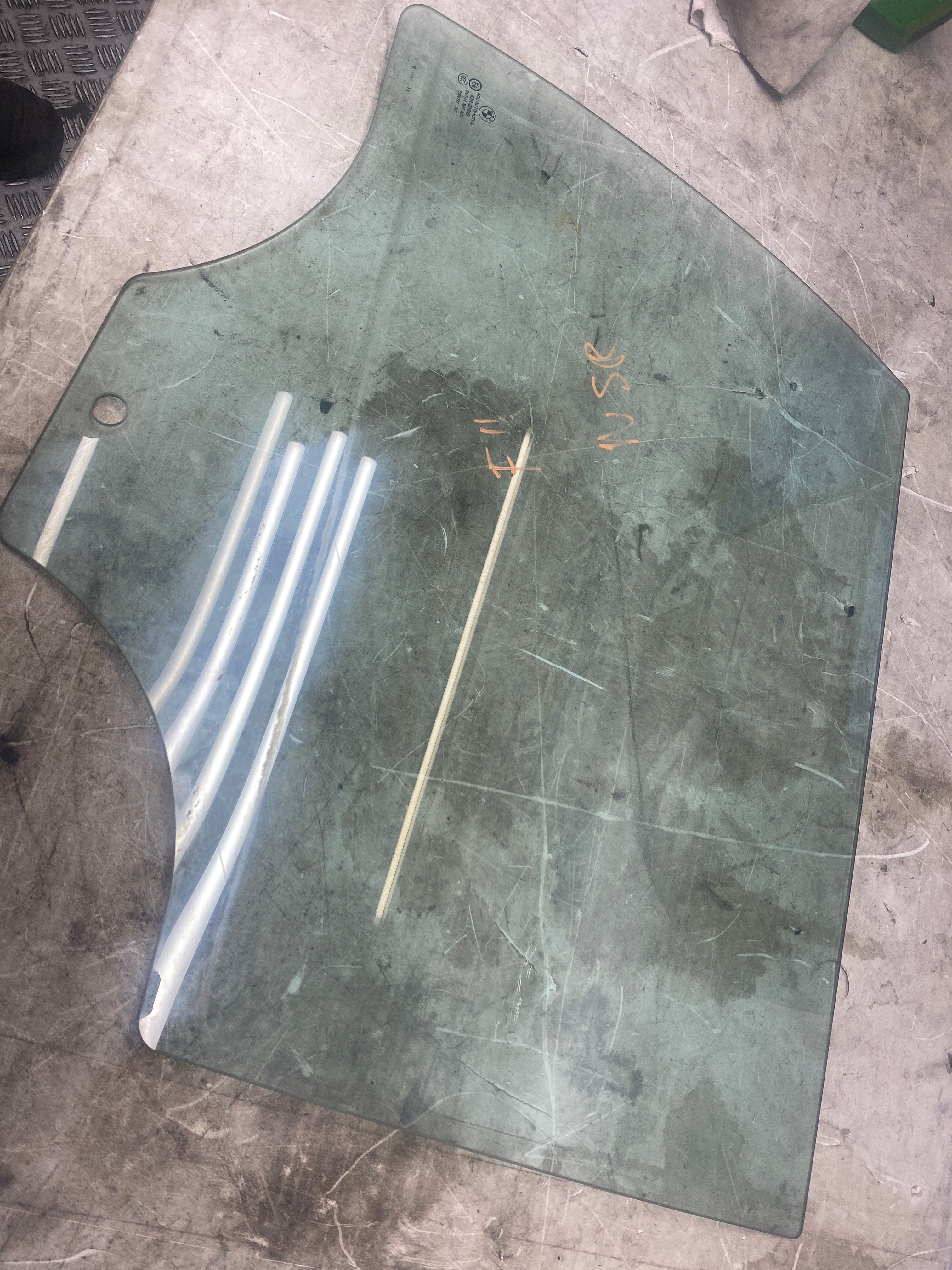 BMW 5 Series F11 Passenger Side Window Glass – 2010–2017