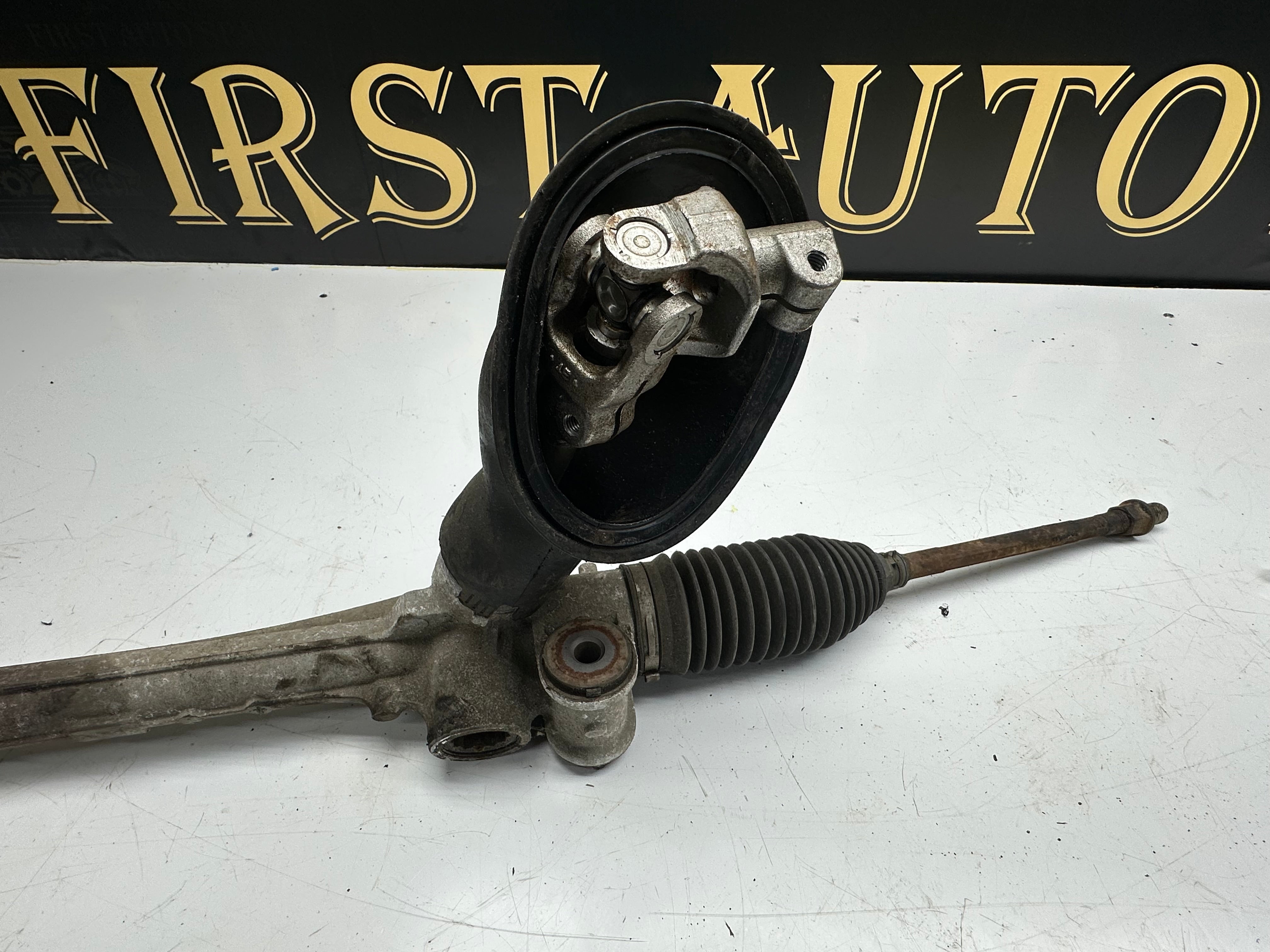 Toyota Yaris Steering rack 2012-2019