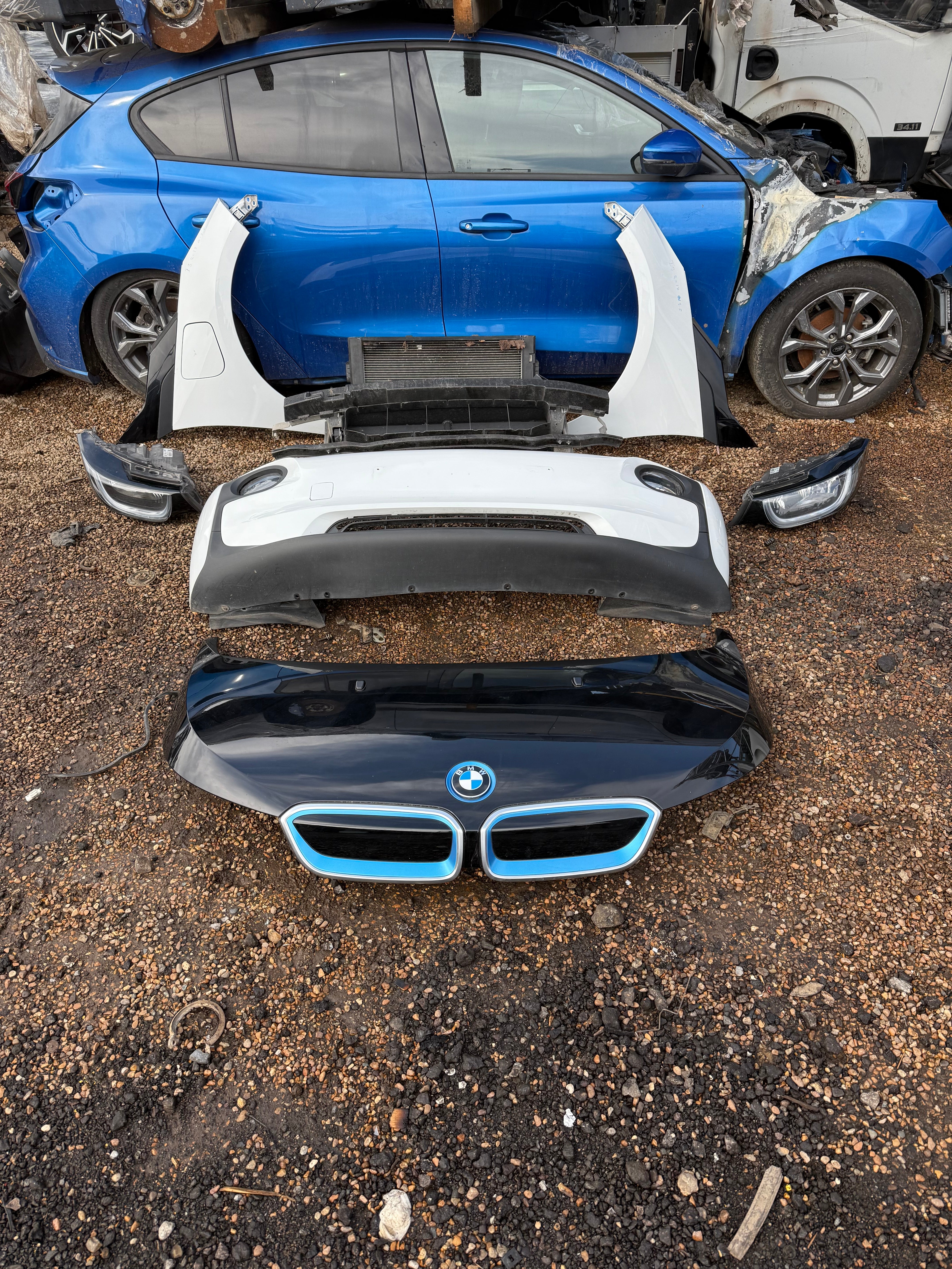 BMW i3 2017 Complete Front End