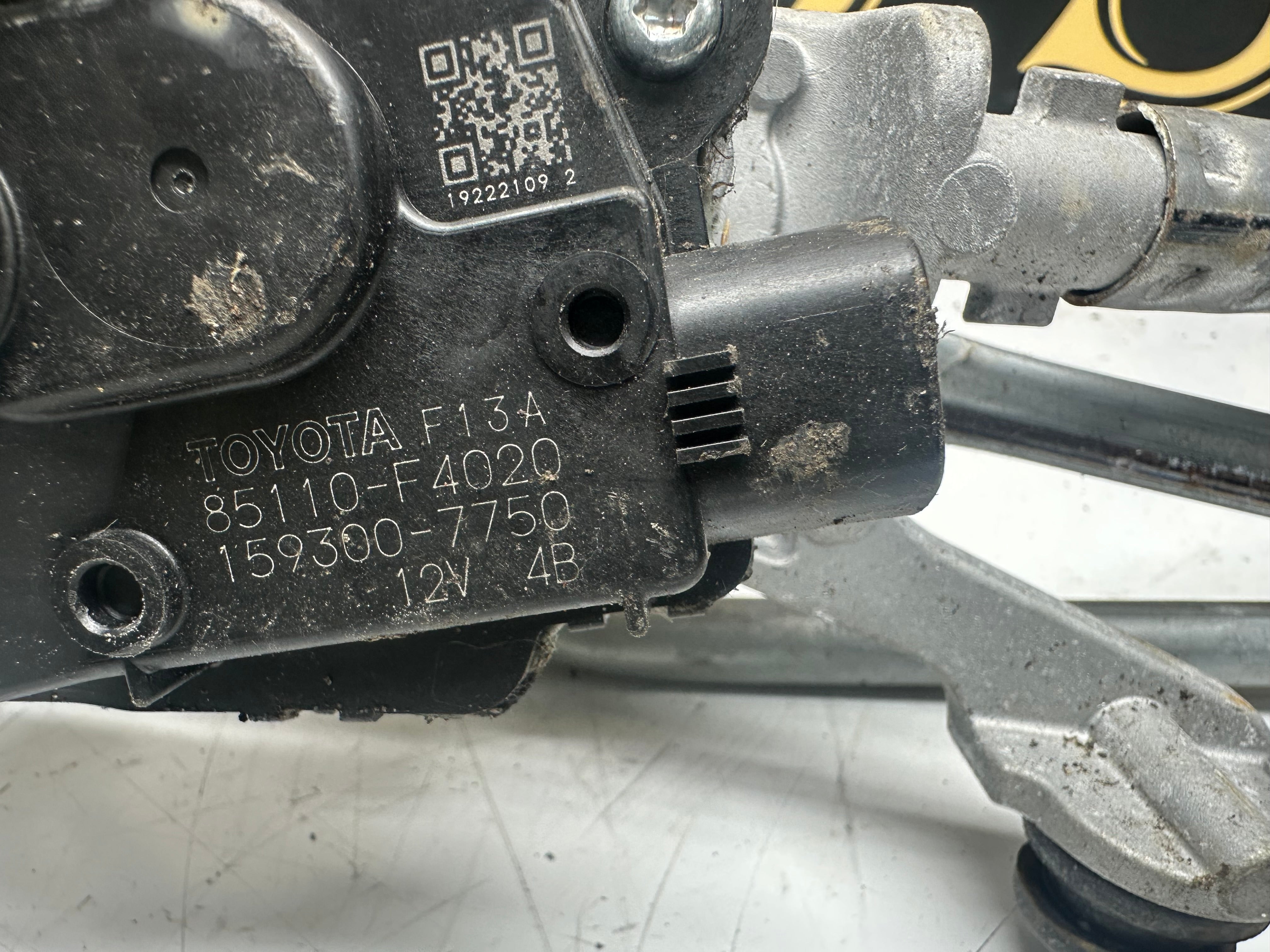 Toyota C-HR 2023 & Front Wiper Motor & Linkage (85110-F4020) (159300-7750)