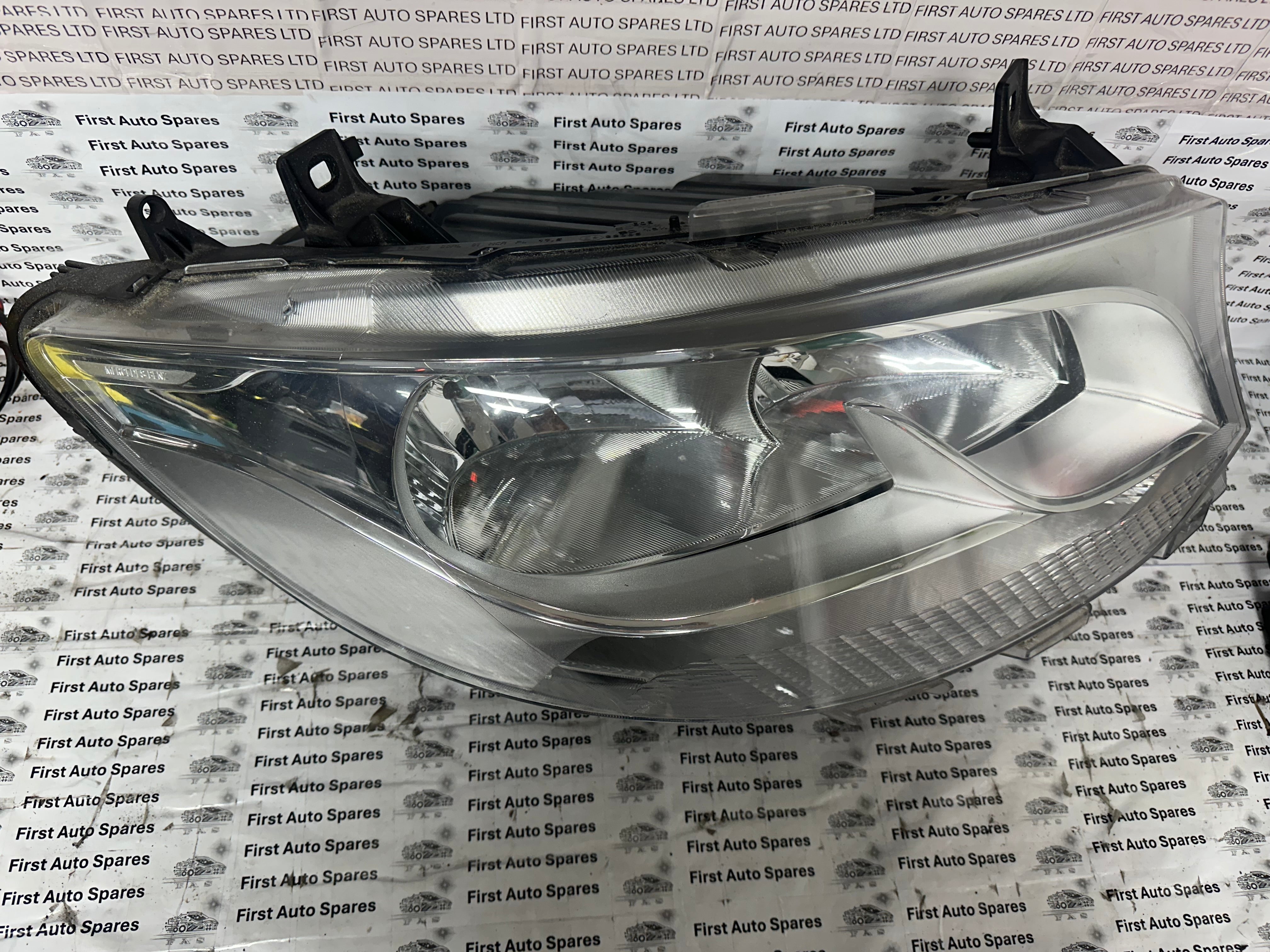 Mercedes Sprinter MK3 2018-2024 Right Headlight (A9109060300) (90139097AE)