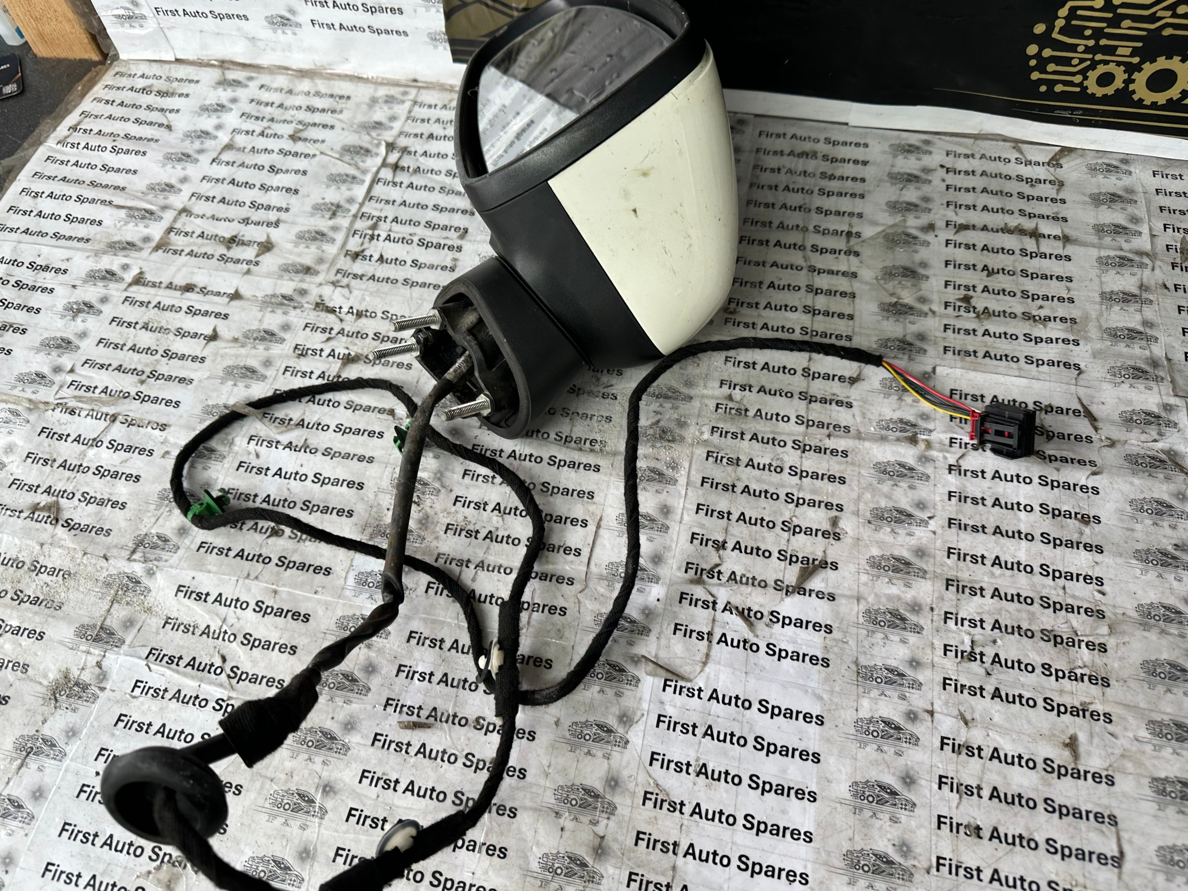 Audi A1 8X MK1 2010–2018 Passenger N/S Left Wing Mirror (262049-2-10B)