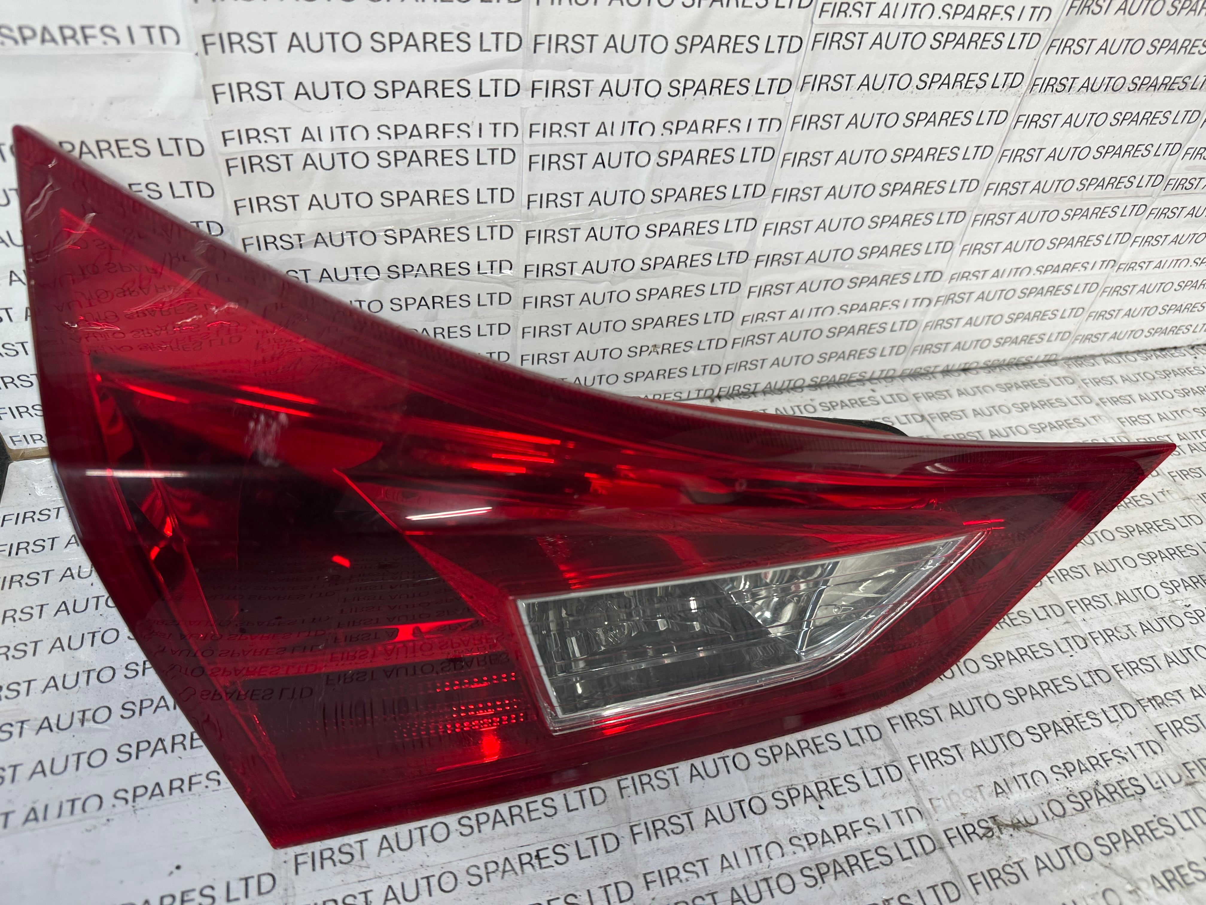 Toyota Auris 2012 Right Rear Tail Light