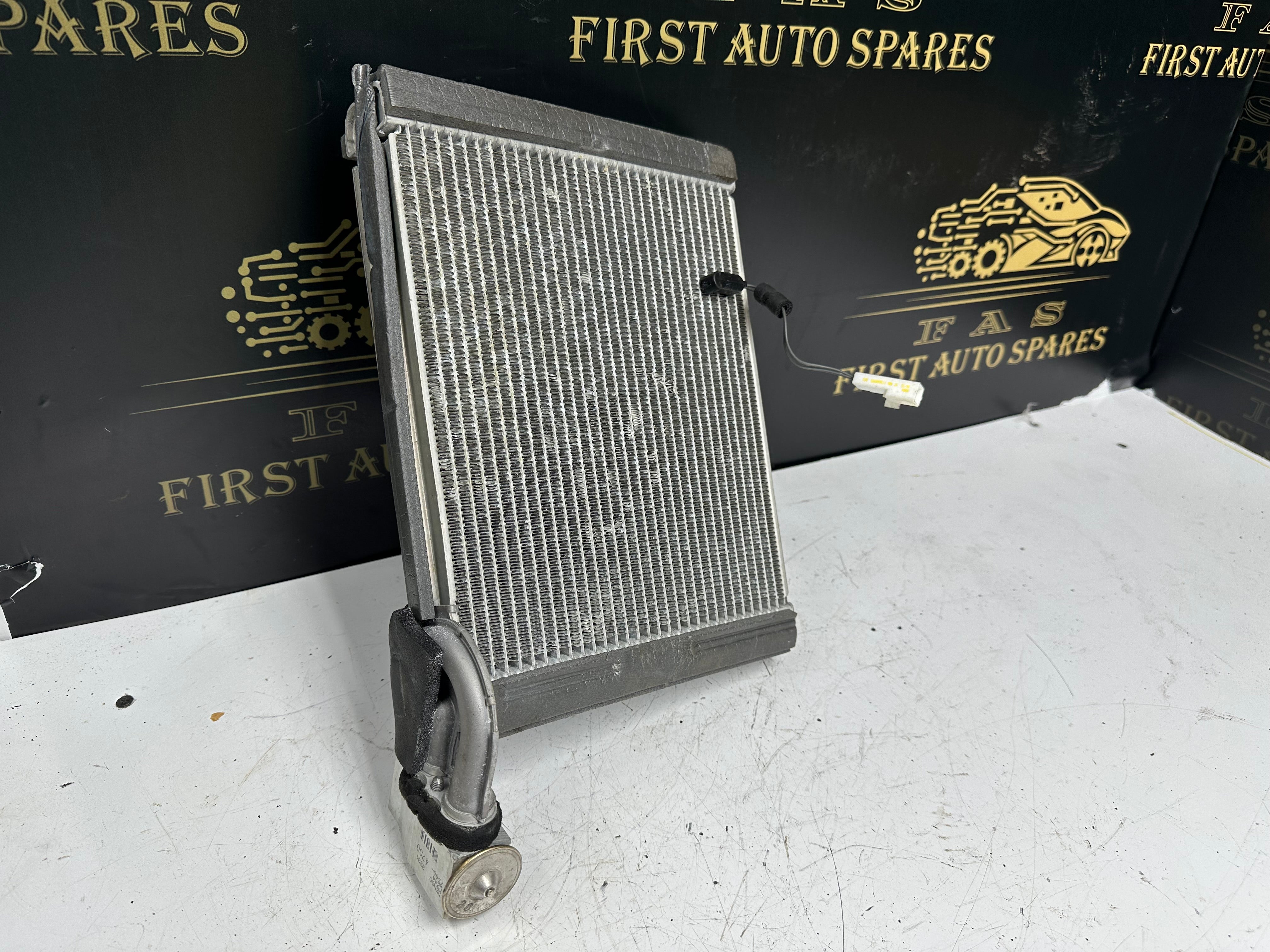 Toyota Yaris Air Conditioning Matrix Denso (7500-4700)