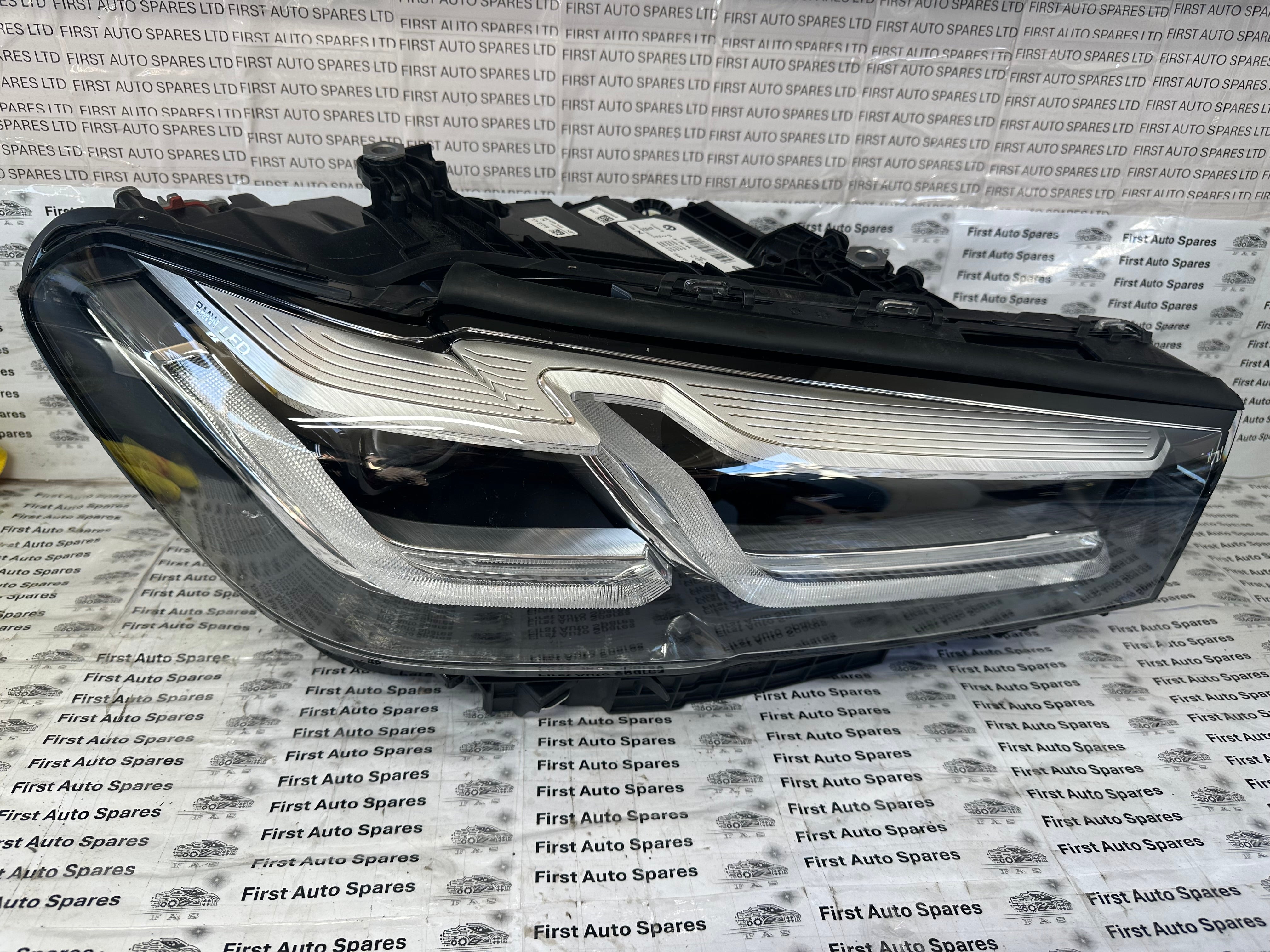 BMW 5 Series G38 G30 LED Right Headlight (9479274-10)