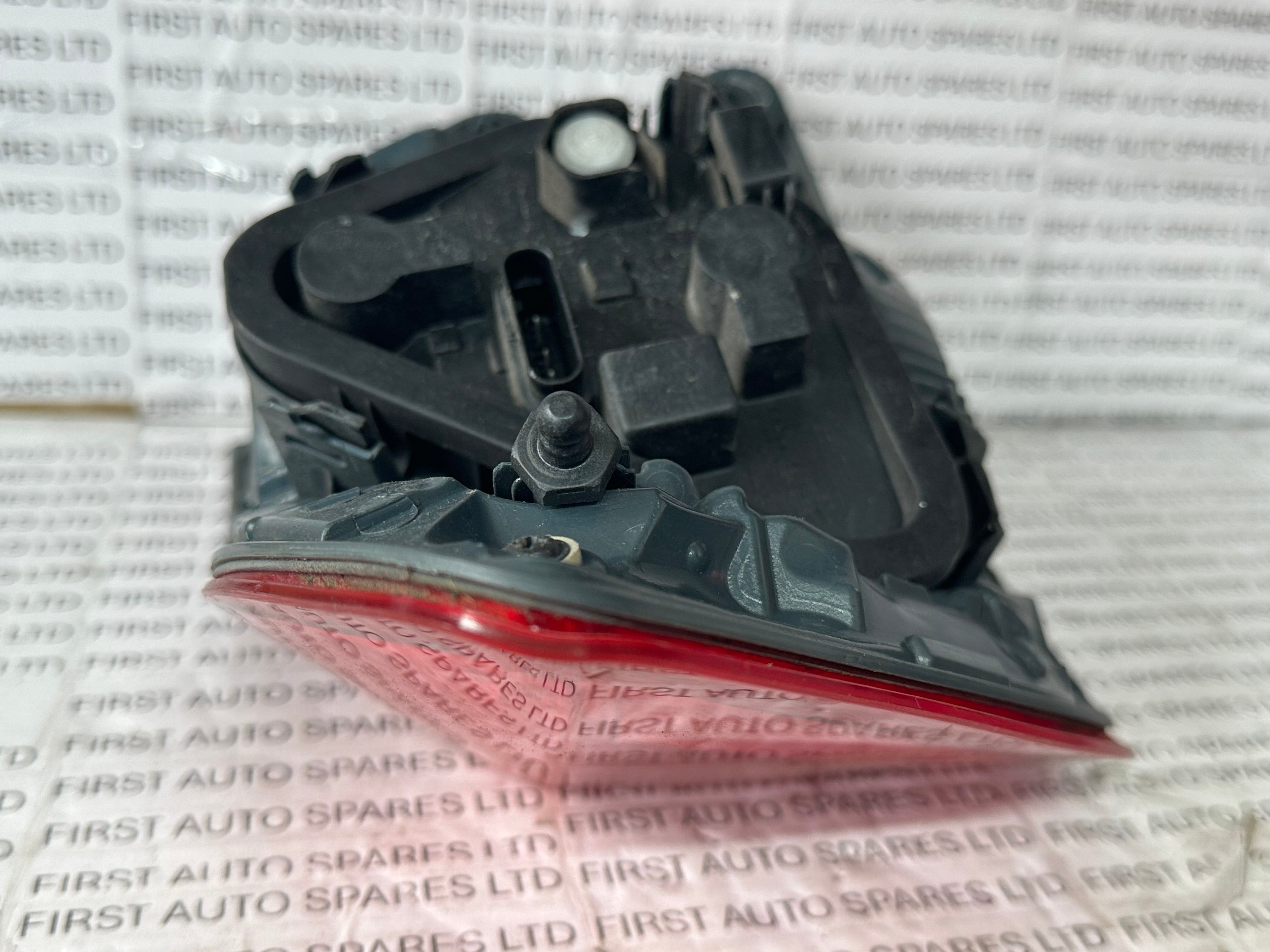 BMW 3 Series F30 F80 M3 Right Rear Tail Light (63217372784-02)
