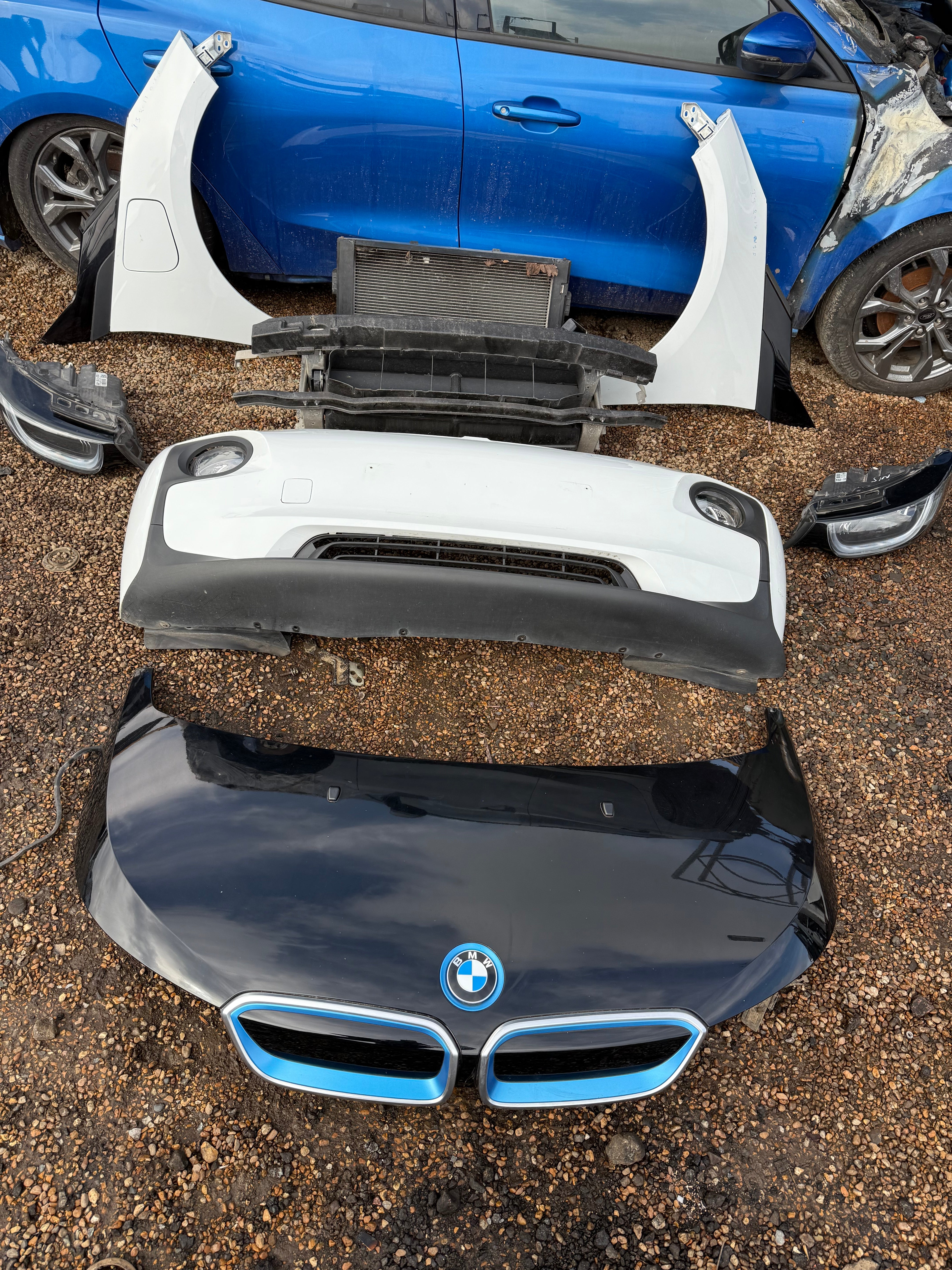 BMW i3 2017 Complete Front End
