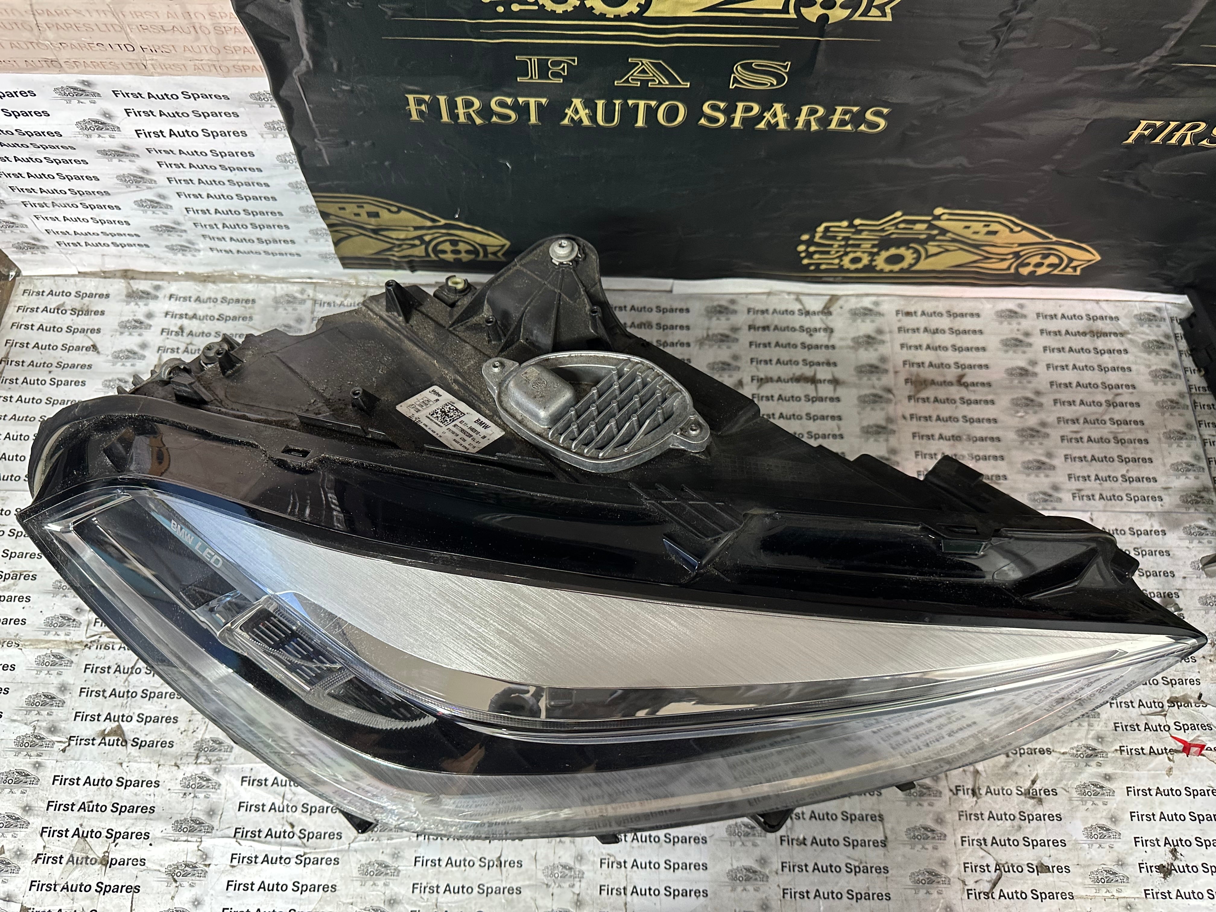 BMW 1 Series F40 Right Driver Complete LED Headlight 2019–2024 (9482810-08)