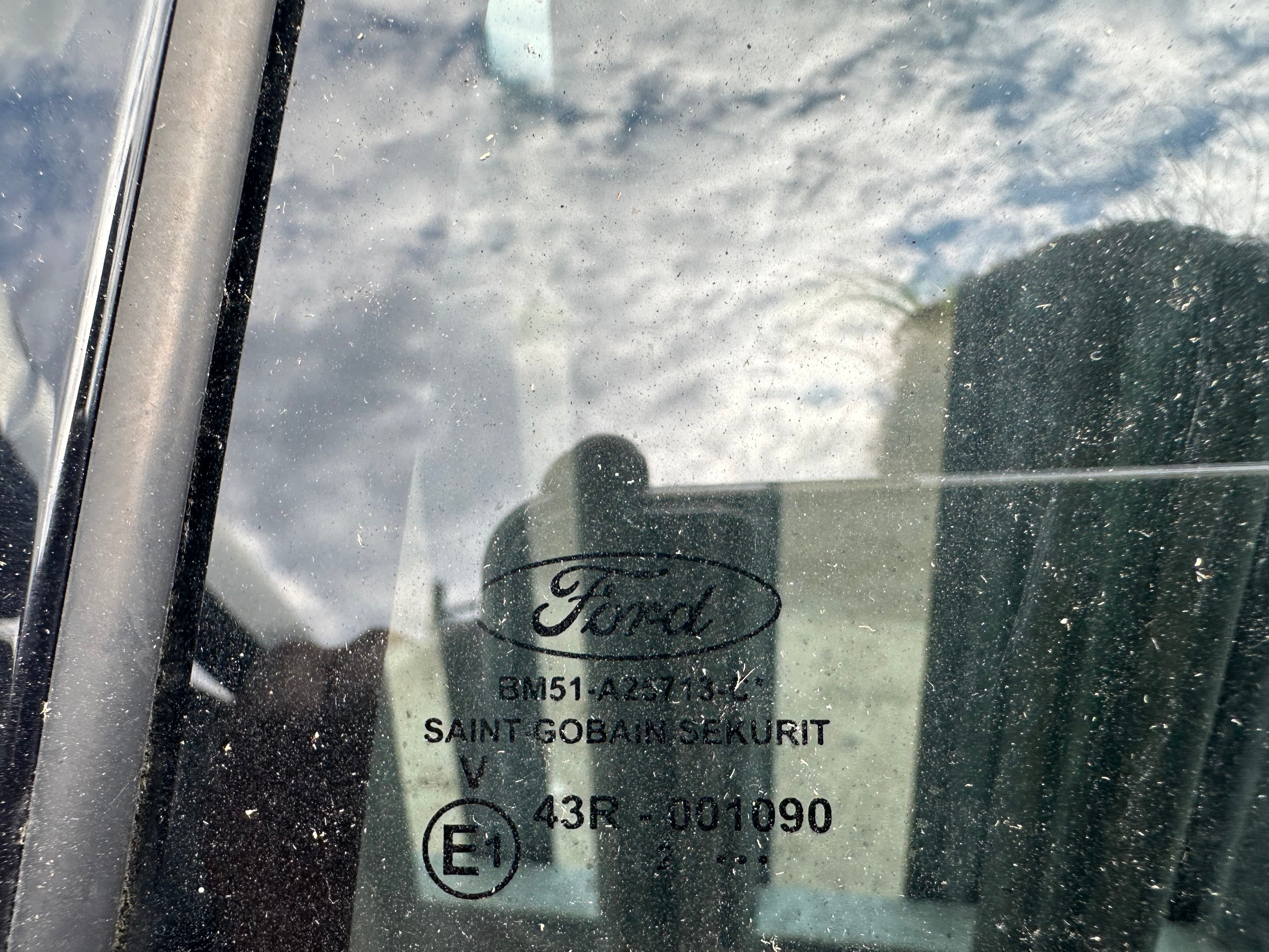 Ford Focus Titanium 2012–2018 Left Rear Passenger Door (N/S/R)