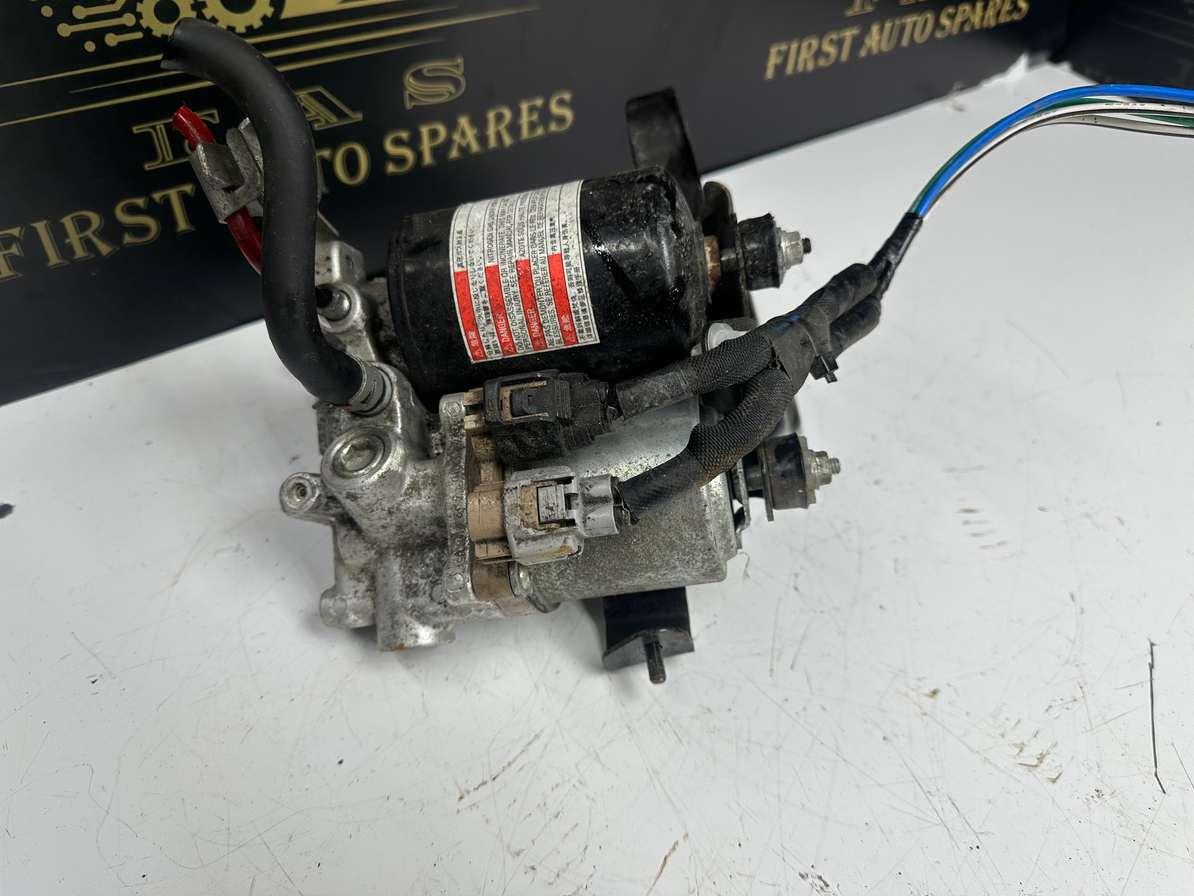 Toyota Auris Anti-lock ABS Brake Booster Pump Actuator (47070-12010)