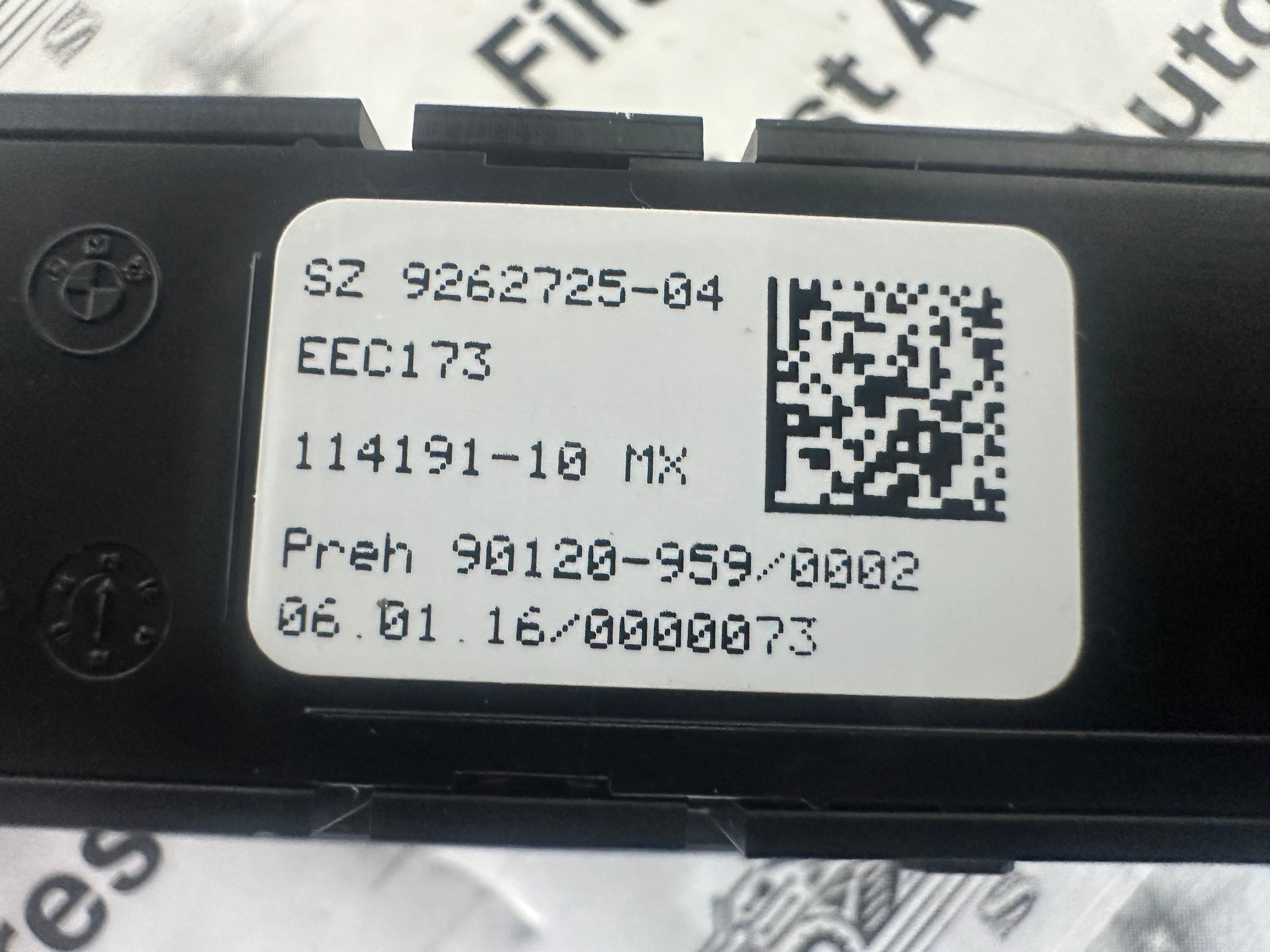 BMW X5 X6 F15 F16 Parking Brake Mode Switch (9262725-04)