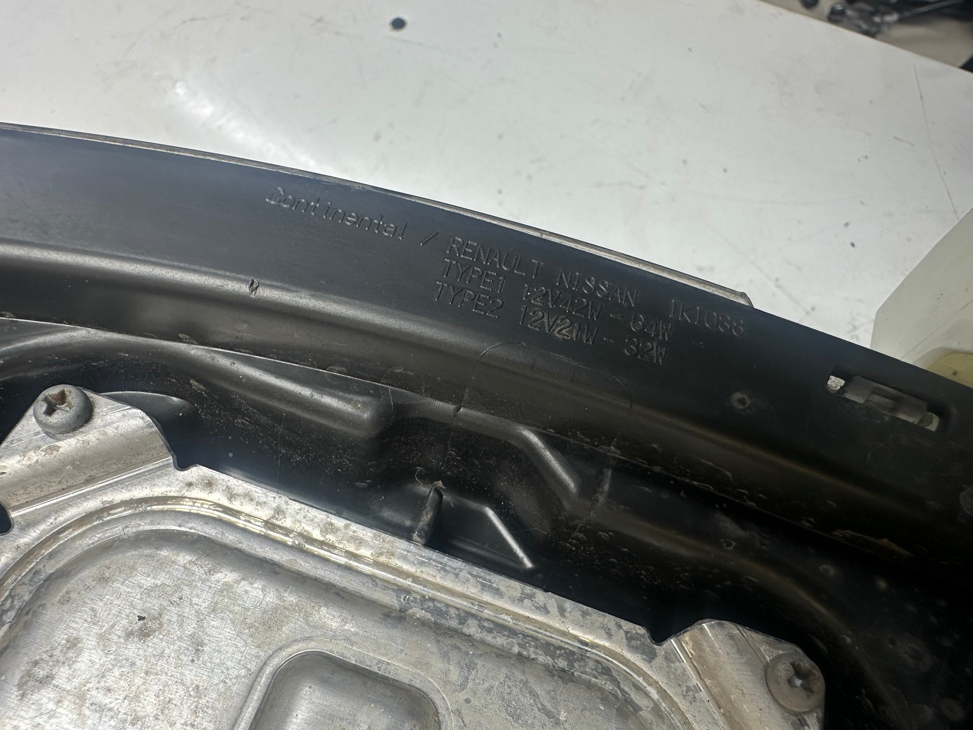 Nissan Leaf MK2 2018 Right Headlight (26010 5SJ5A)