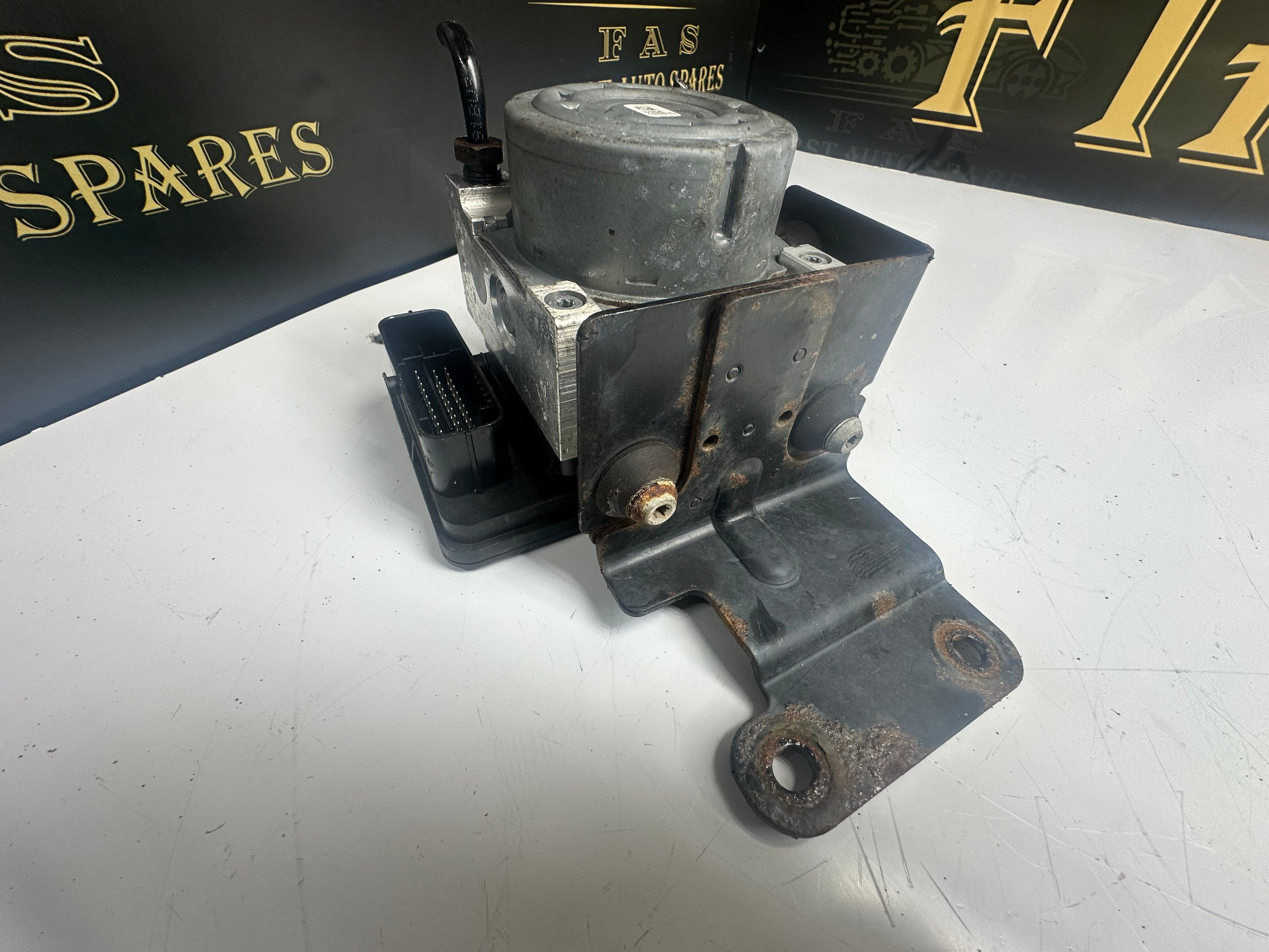 Hyundai i10 2016 ABS Pump Module (58900-B4980)