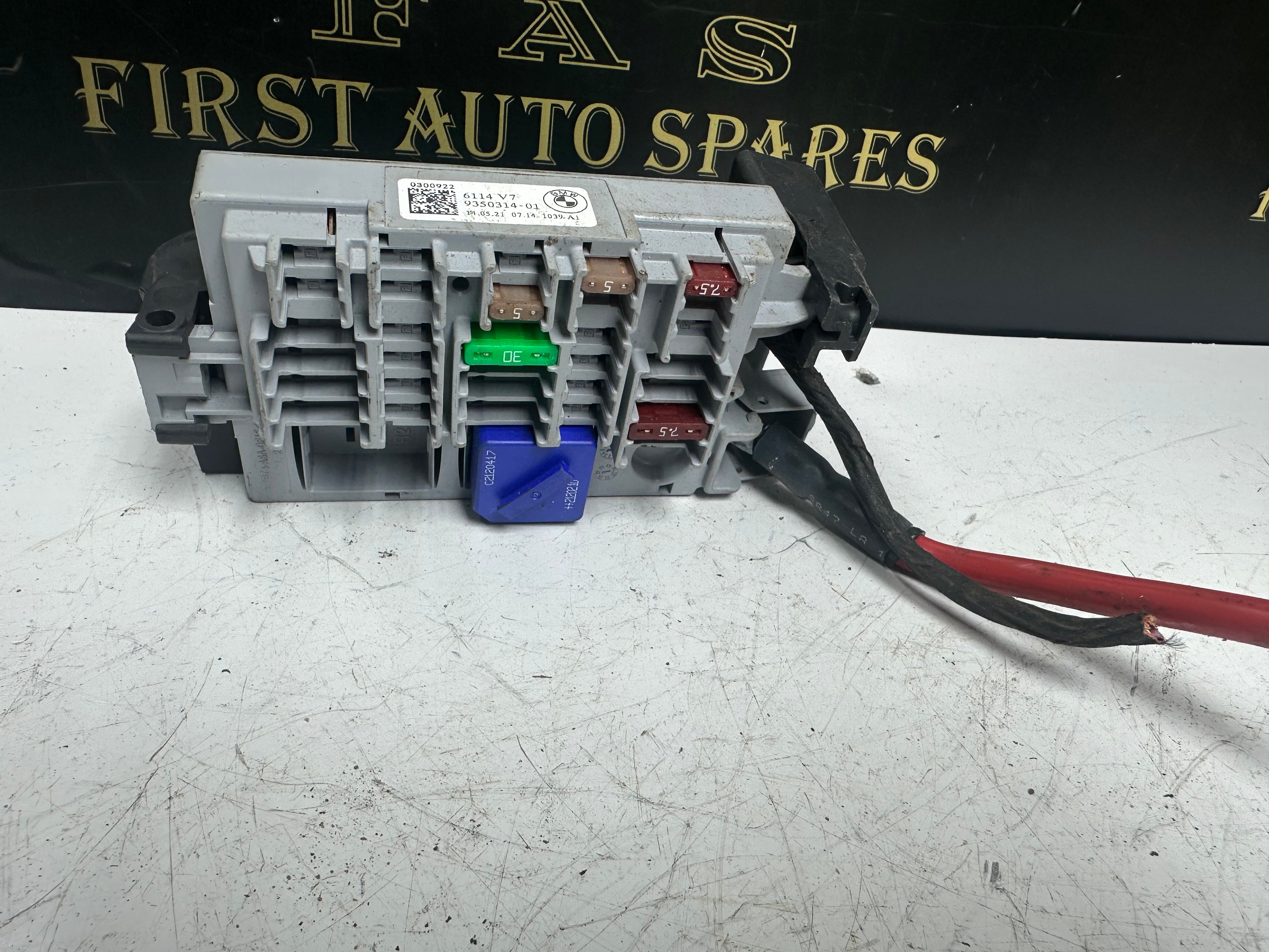 BMW 5, 6 & 7 Series 2017-2023 Front Power Distribution Fuse Box (9350314-01) (6114 V7)