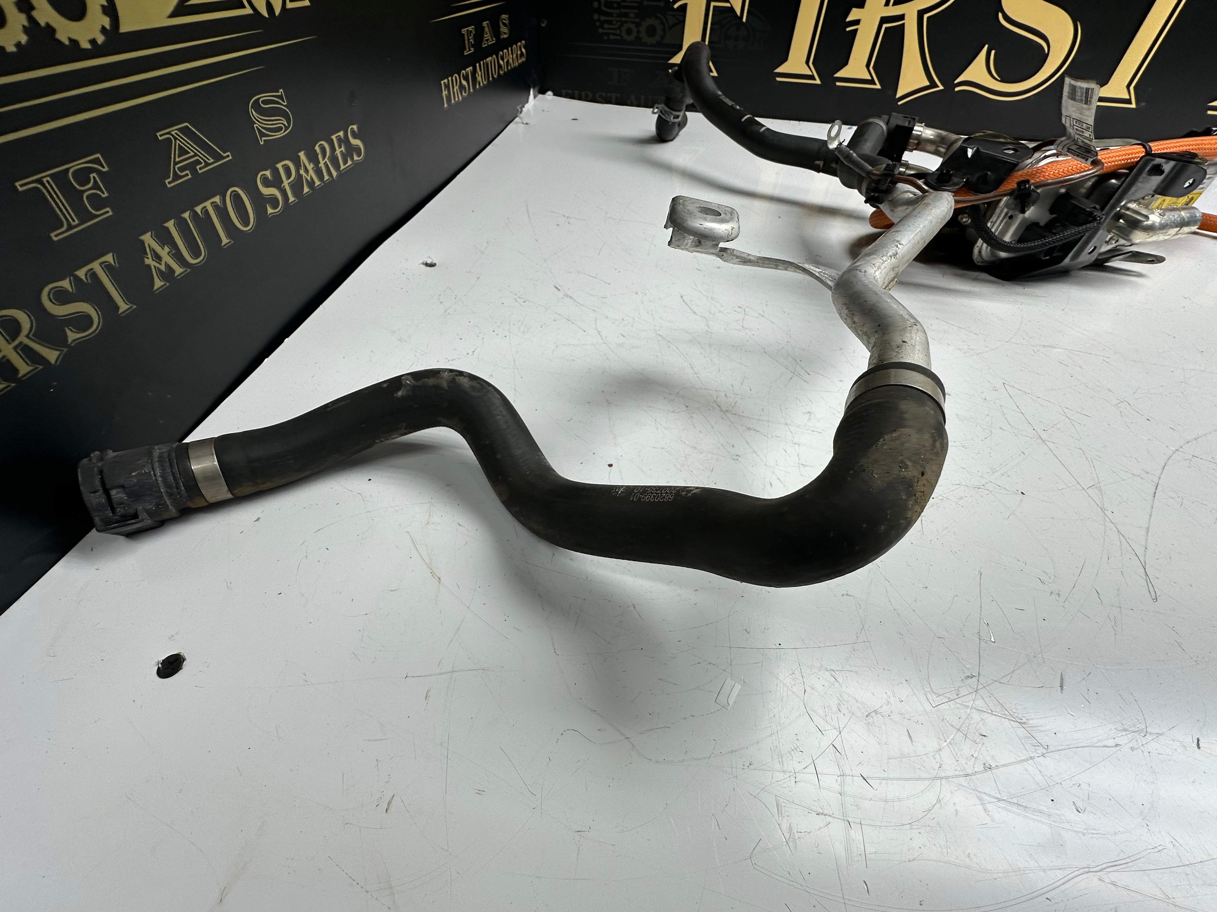 BMW 3 Series G20 G21 Hybrid Battery Auxiliary Heater Coolant (9873688-01)