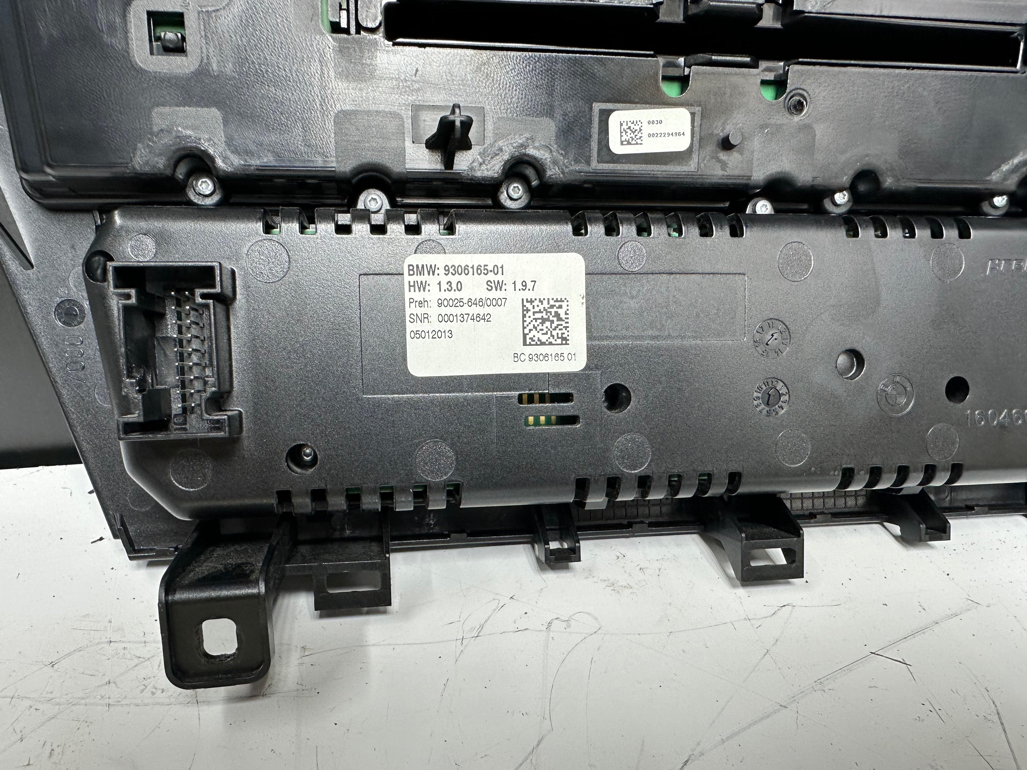 BMW F12 F06 AC Heater Climate Control Panel/Radio CD (9306165-01)