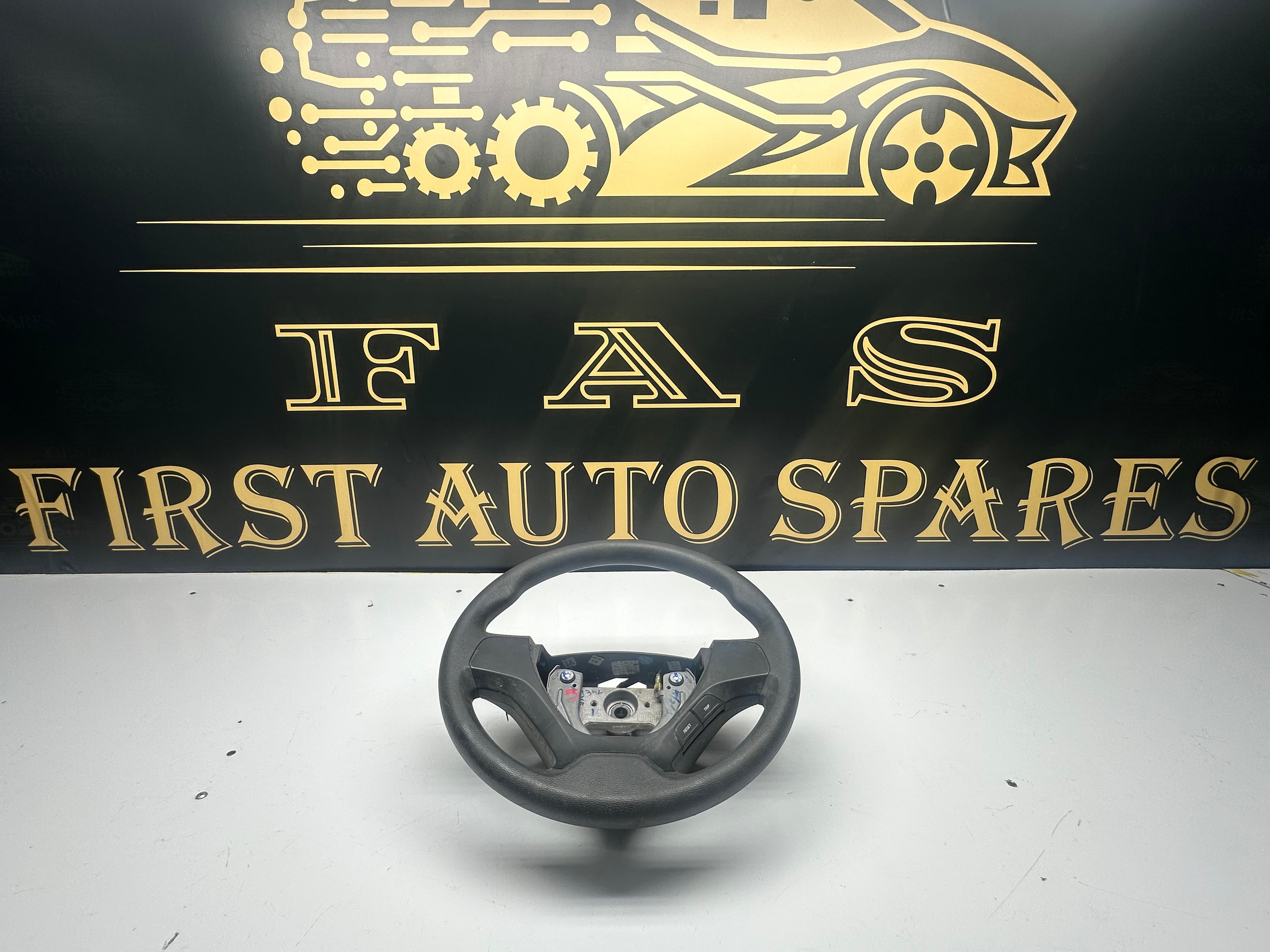 Hyundai i10 2016 Steering Wheel (56100-B4000)