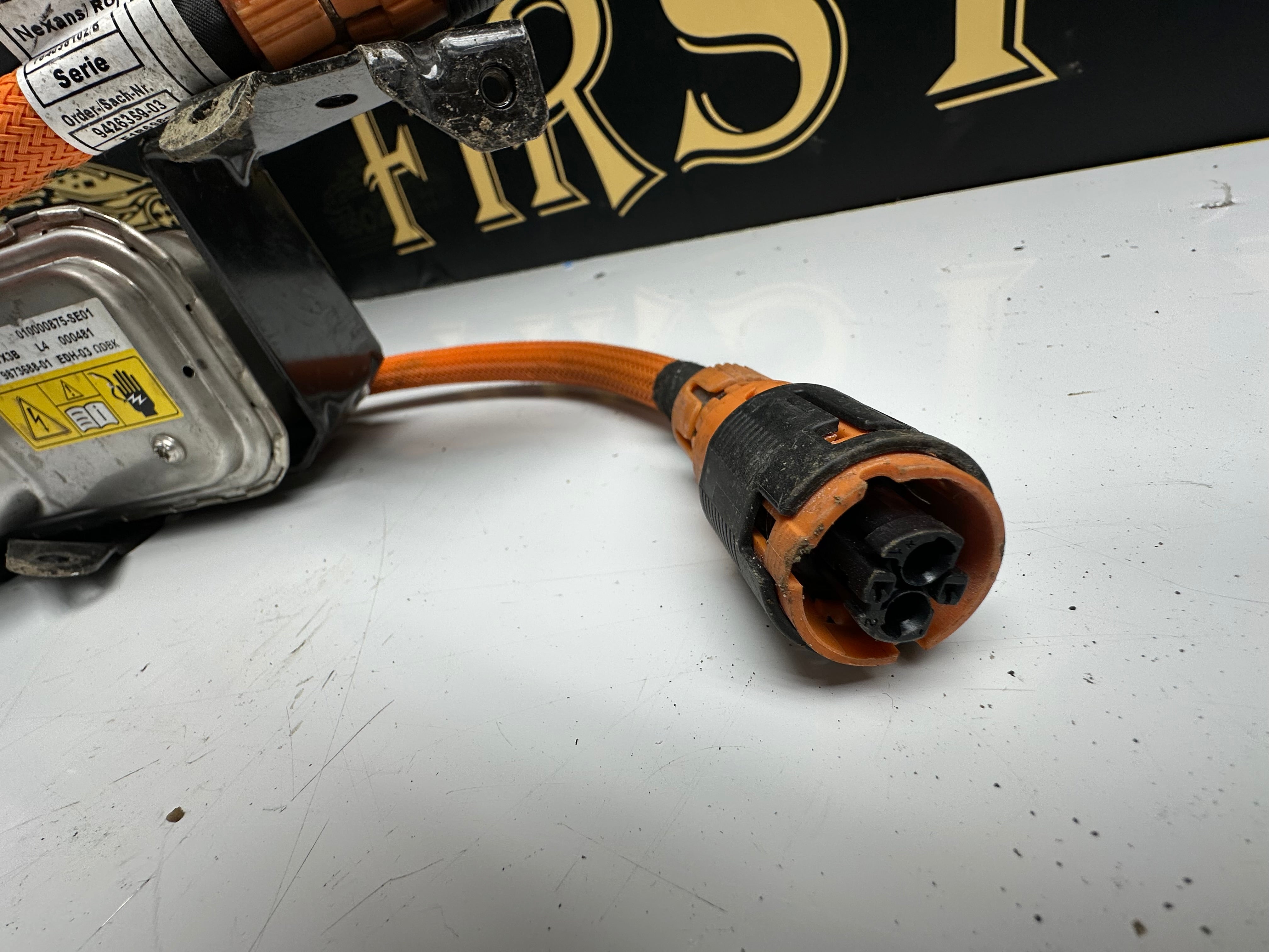 BMW 3 Series G20 G21 Hybrid Battery Auxiliary Heater Coolant (9873688-01)