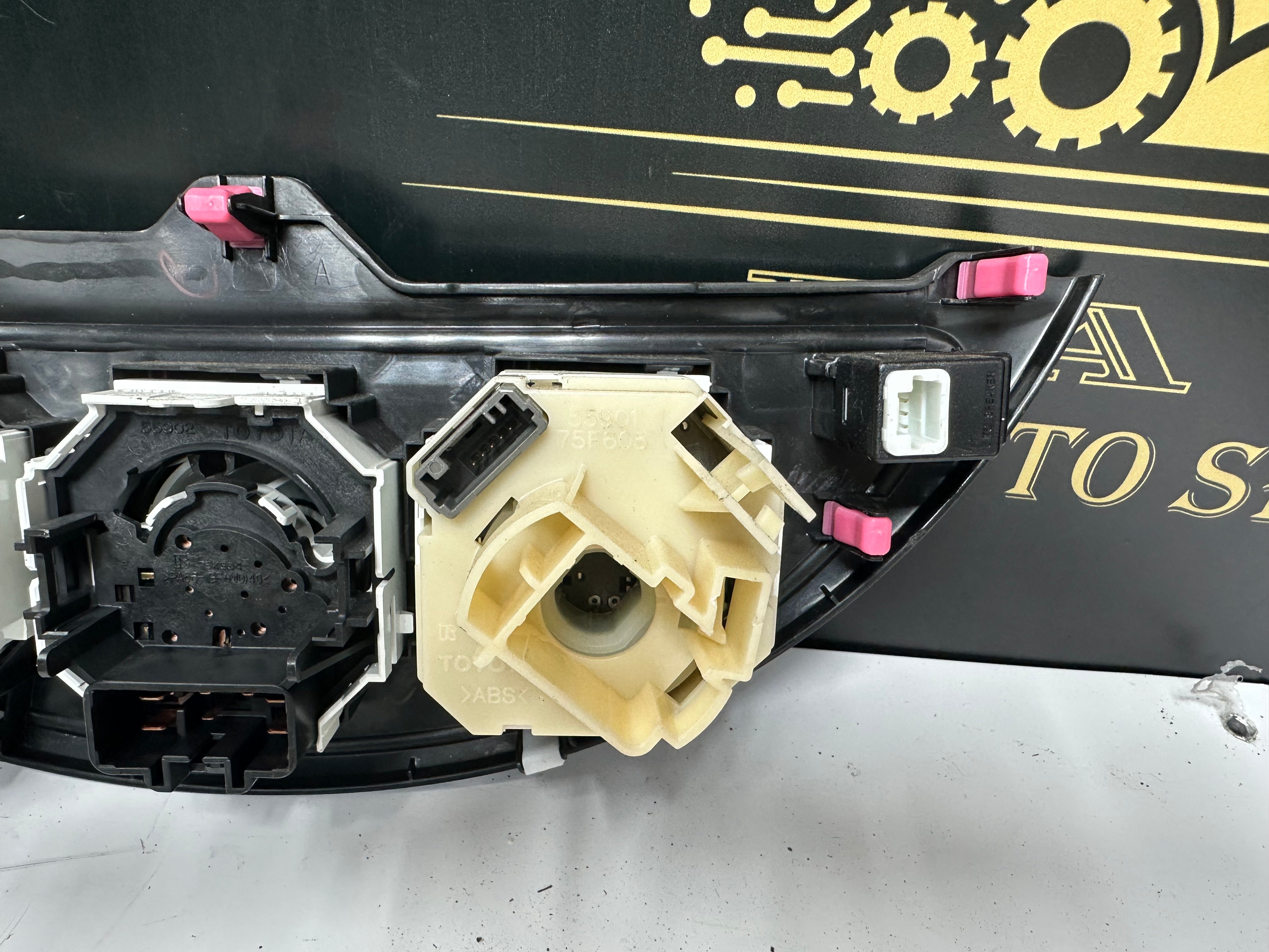 Toyota Yaris Climate Control Panel Manual Petrol (55406-OD400) (107769A0)