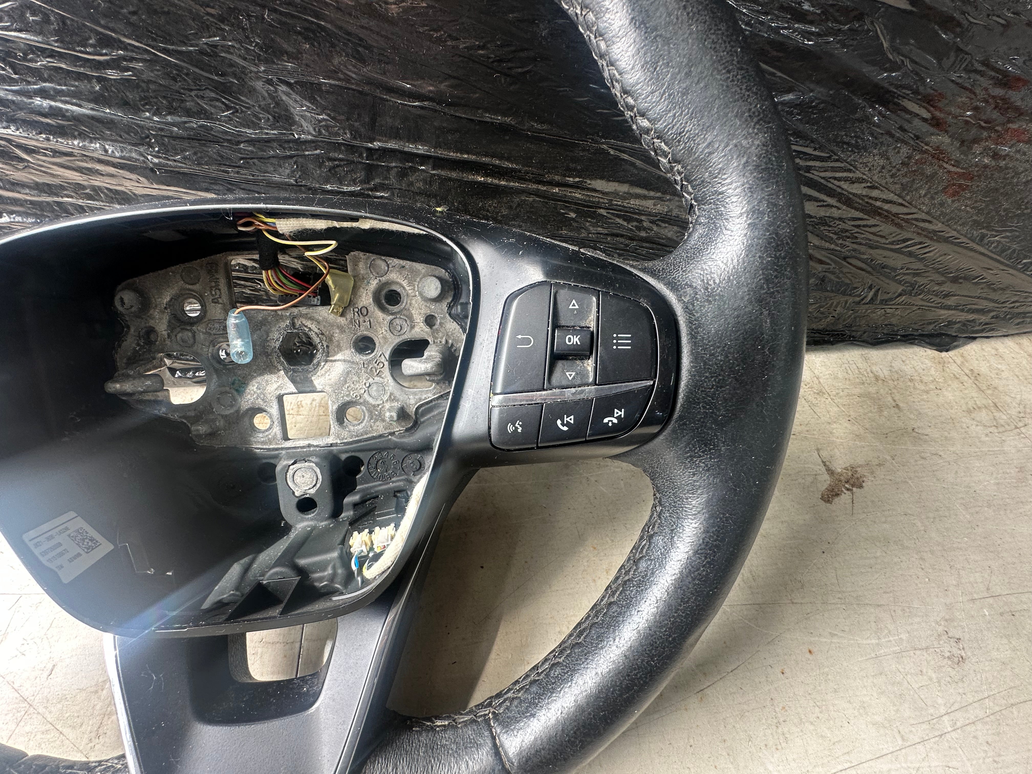 Ford Transit Custom 2018–2022 Sport Steering Wheel with ACC (JK21-3600-LA3ZHE)