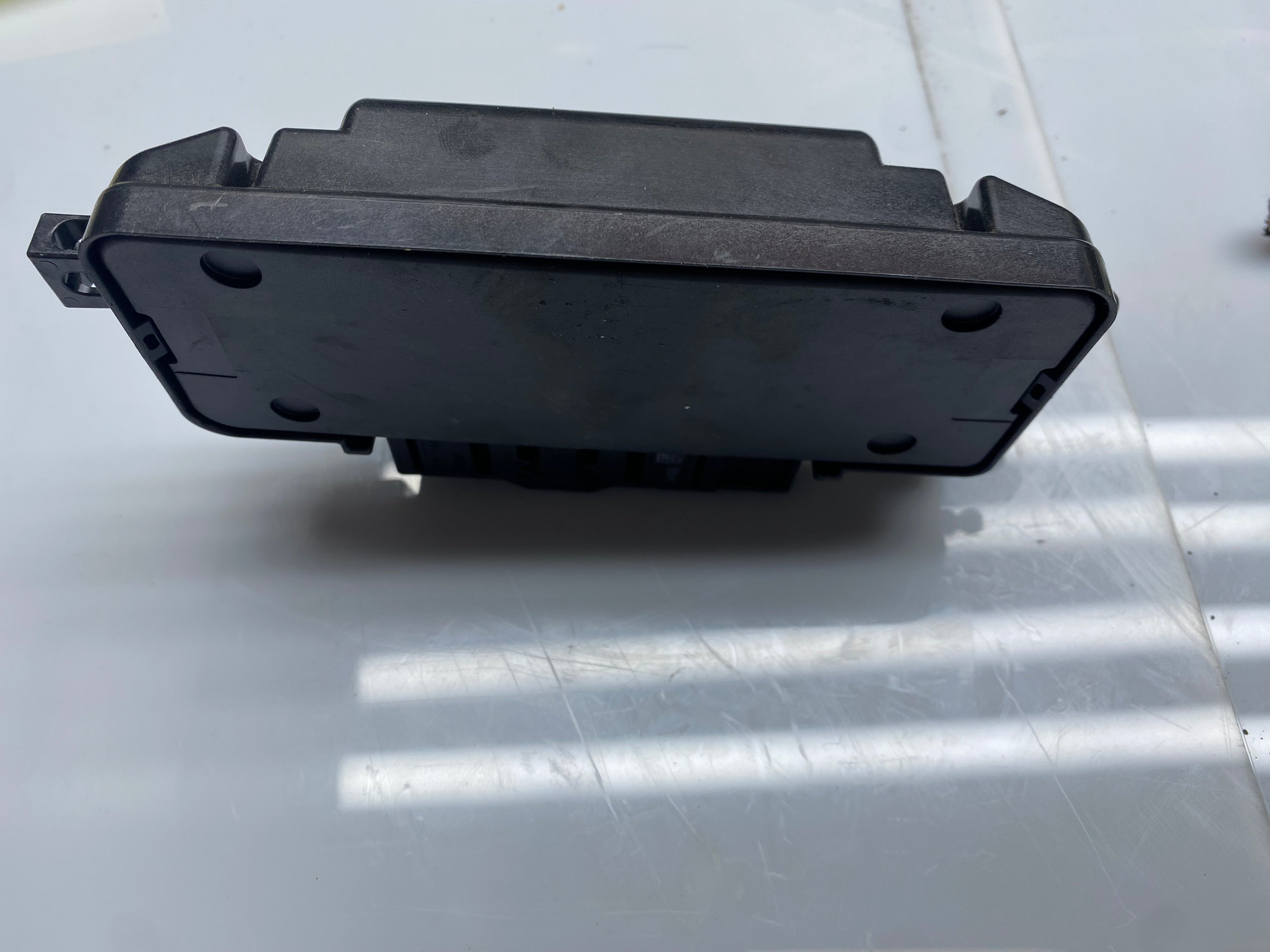 BMW 1 Series F20 118d M Sport Airbag Control Module (65.77-9348726-01)