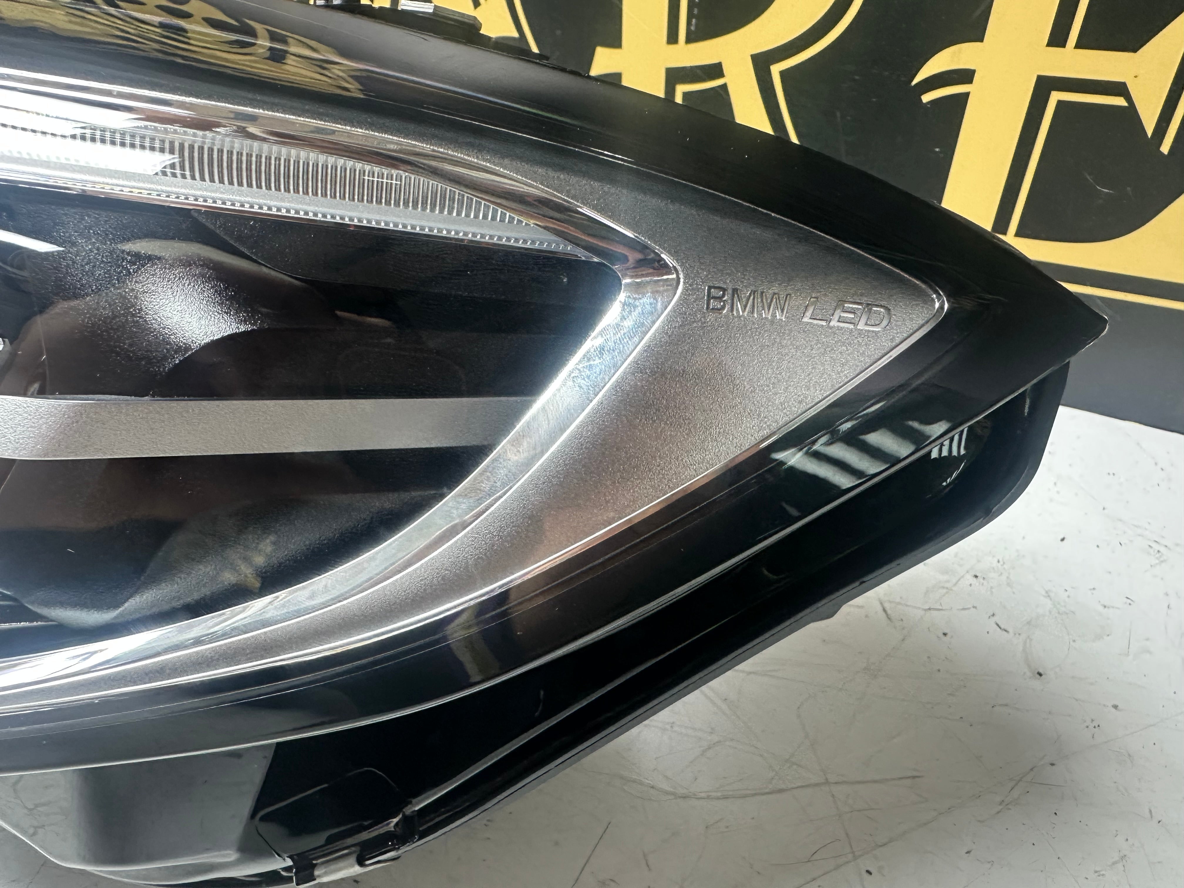 BMW 3 Series G20 / G28 Complete LED Headlight Passenger Side (9481703-07)
