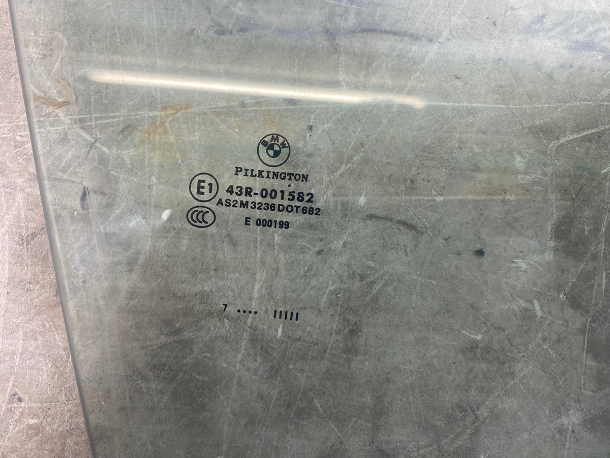 BMW 1 Series E87 Front Driver Side Window Glass 2004–2011