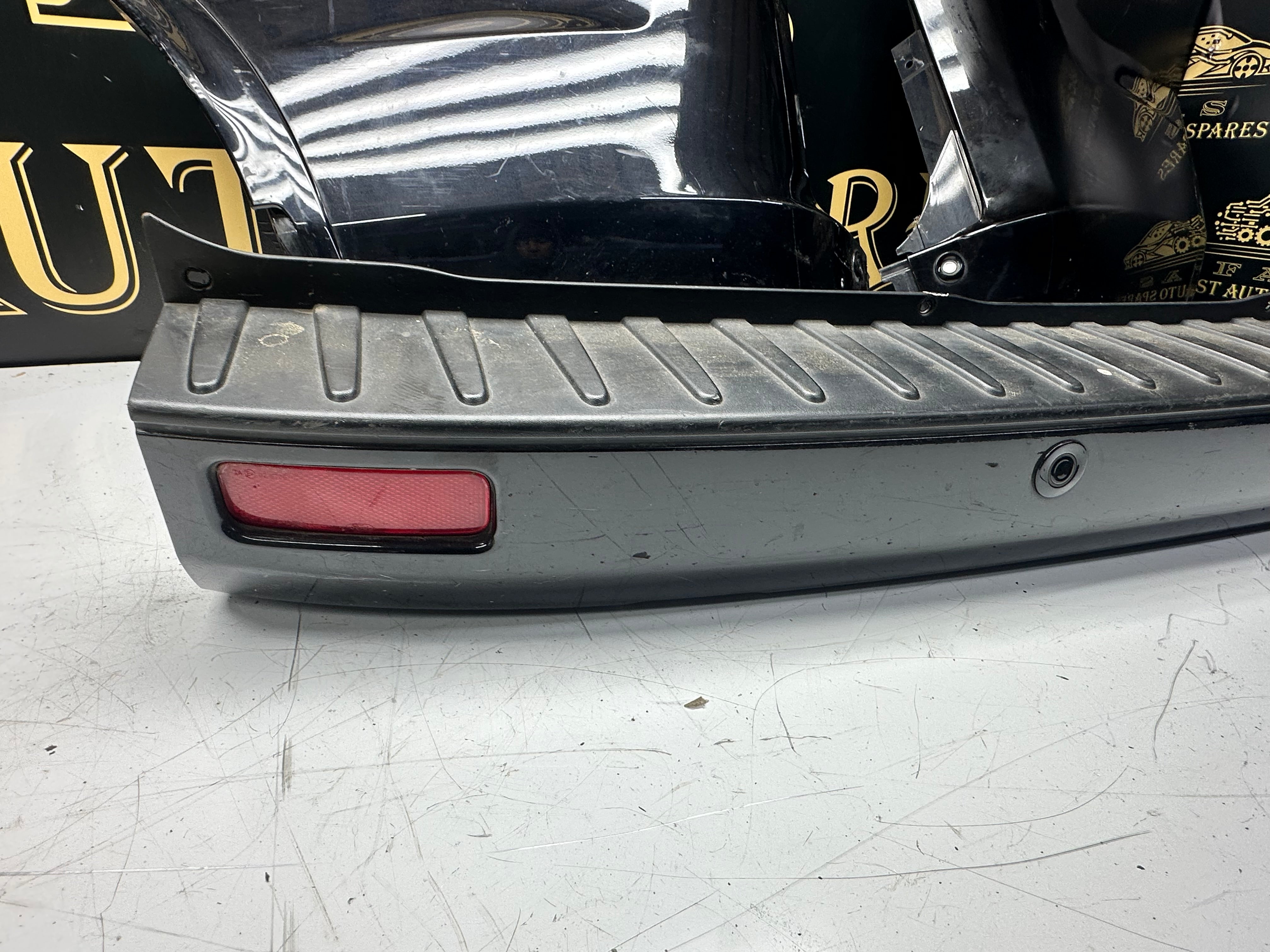 Ford Transit Custom Mk8 Complete 2021-2023 Rear Bumper with Parking Sensor (KK2T-15K868-CBD) (JK21-17E962-PA) (BK21-17927AA) (BK21-17926AA)