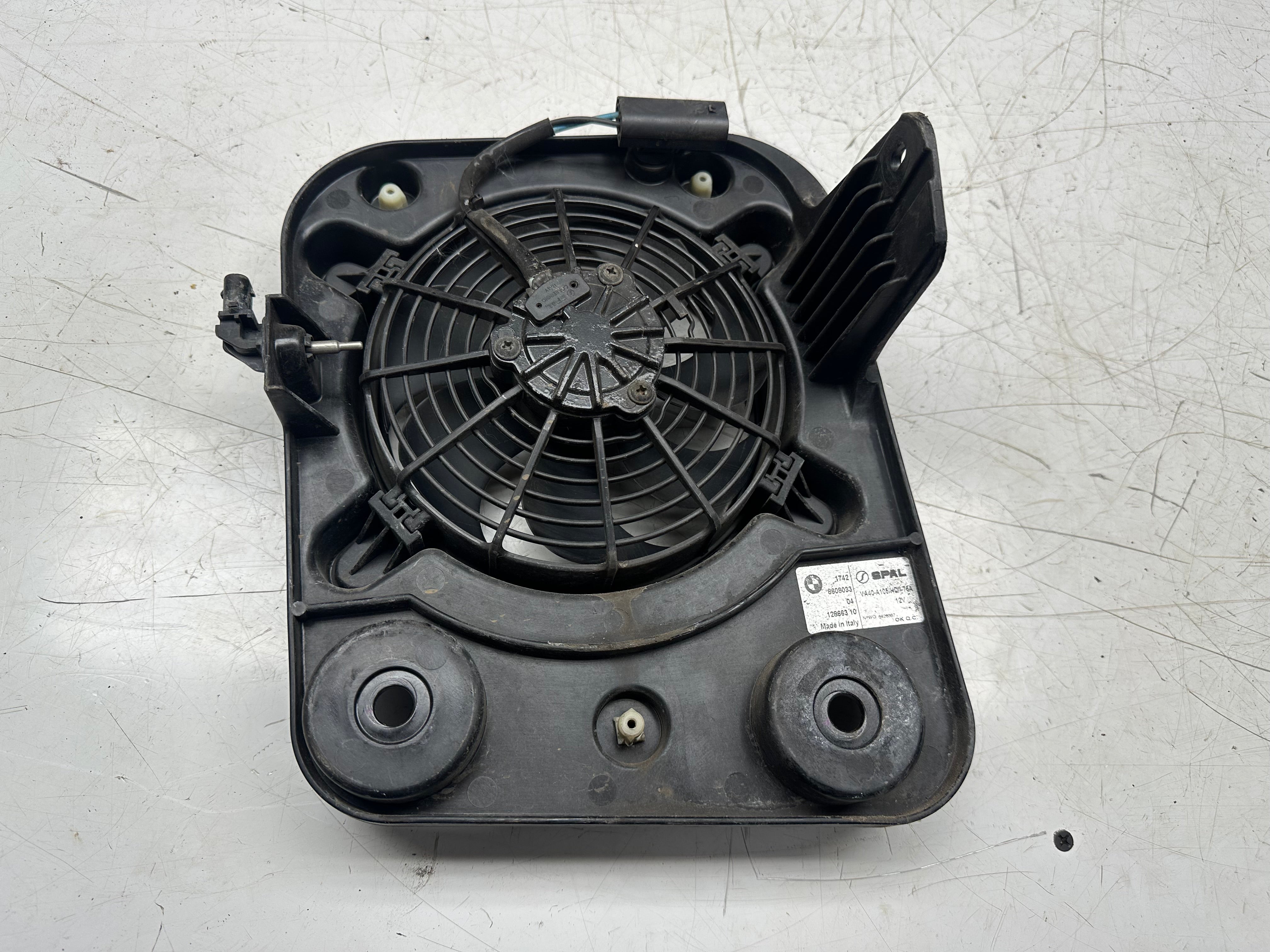 BMW i3 L01 REX Additional Cooling Electric Radiator Fan (1742 8608033 04)