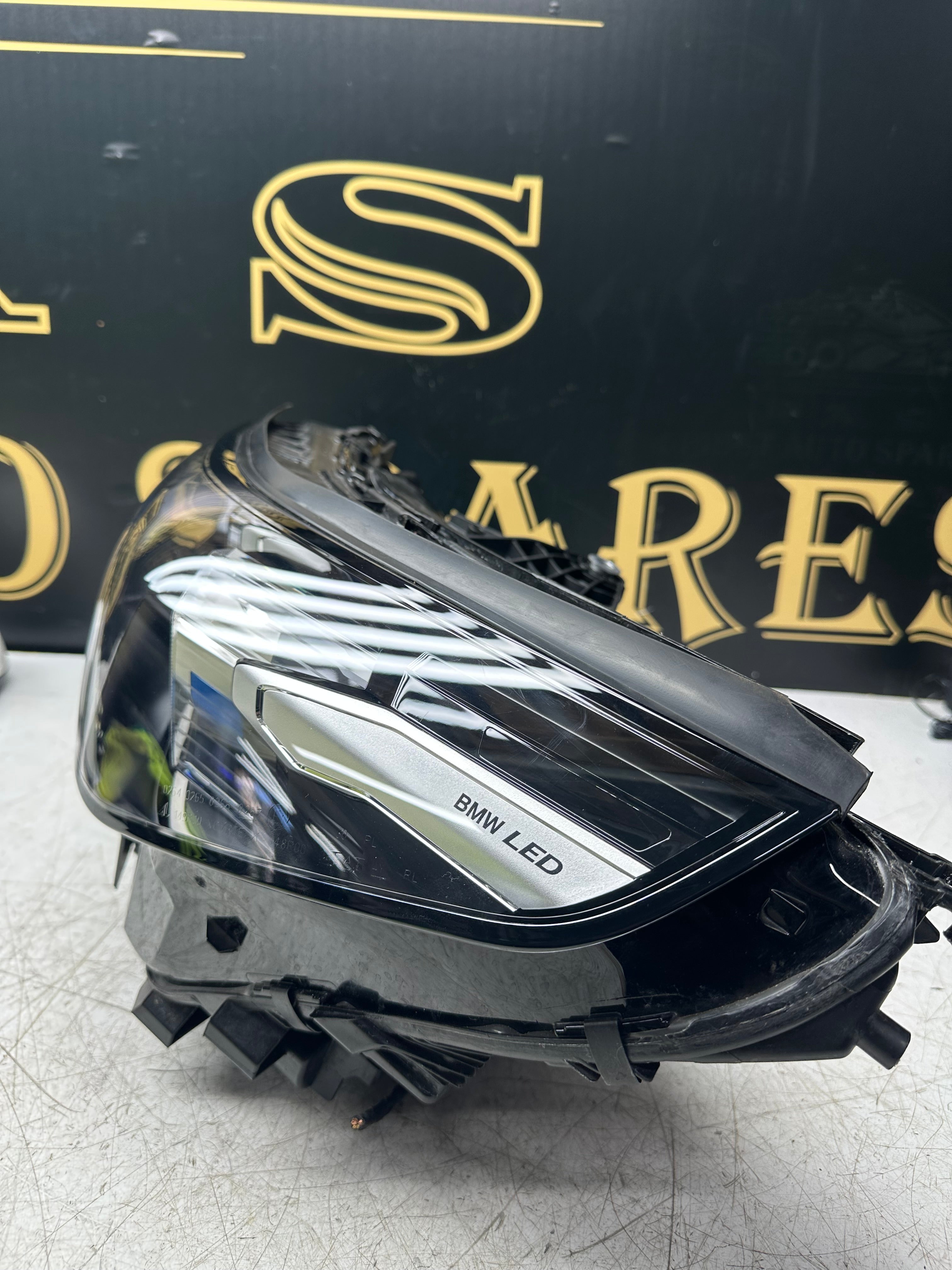 BMW G60 G61 M5 i5 LED Laser Headlight Passenger Side Left (5A798D3-09)