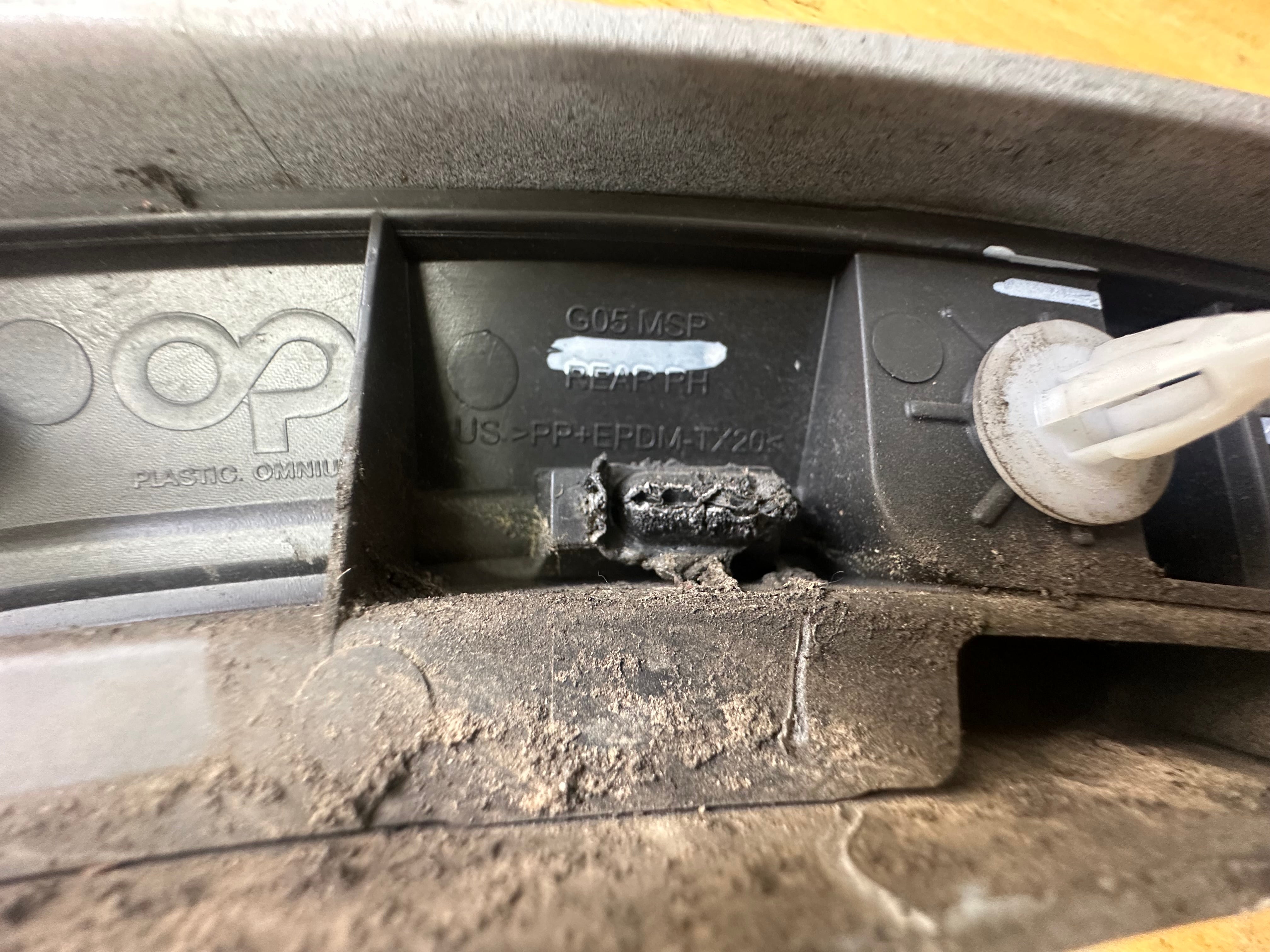 BMW X5 G05 M Sport 2019-2024 Right Driver’s Rear Wheel Arch Trim (8069292) (867721)